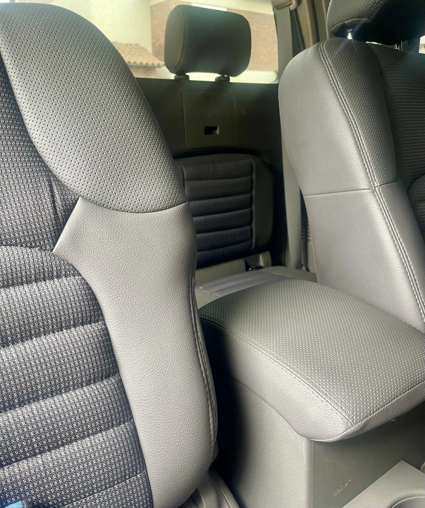 2014 Nissan Frontier S — foto 14