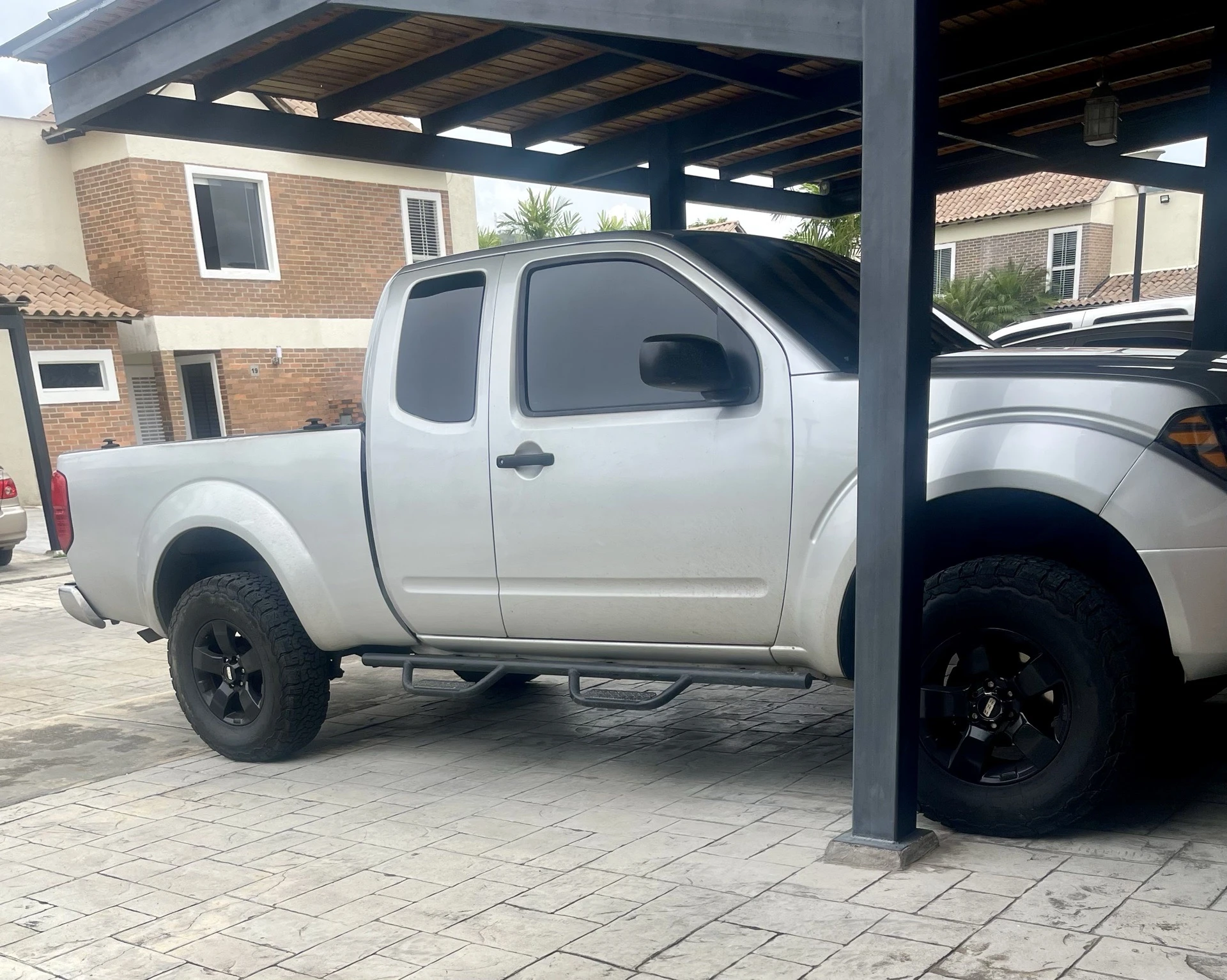 2014 Nissan Frontier S — foto 19