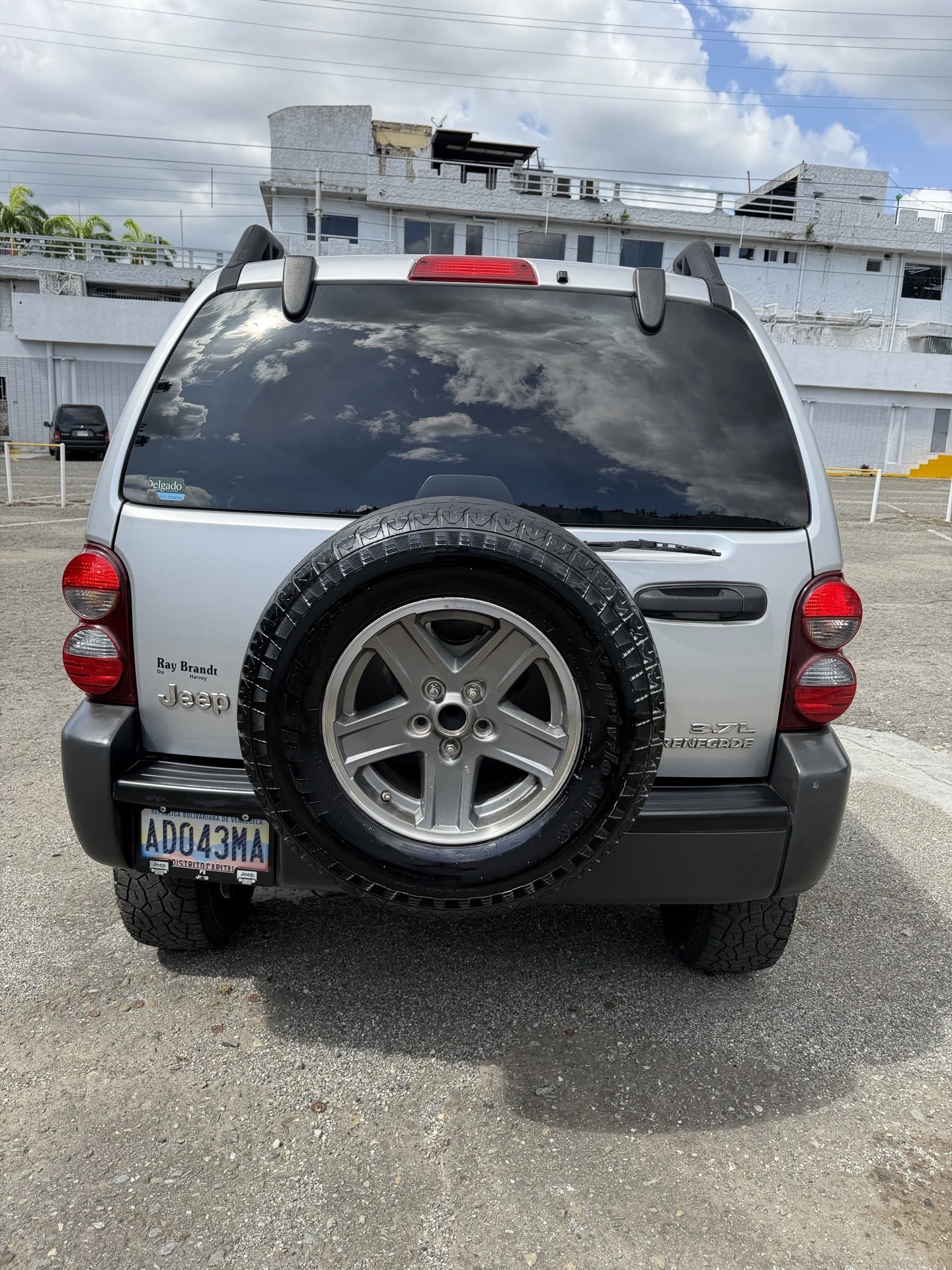 2006 Jeep Liberty Renegade 4x2 aut — foto 4