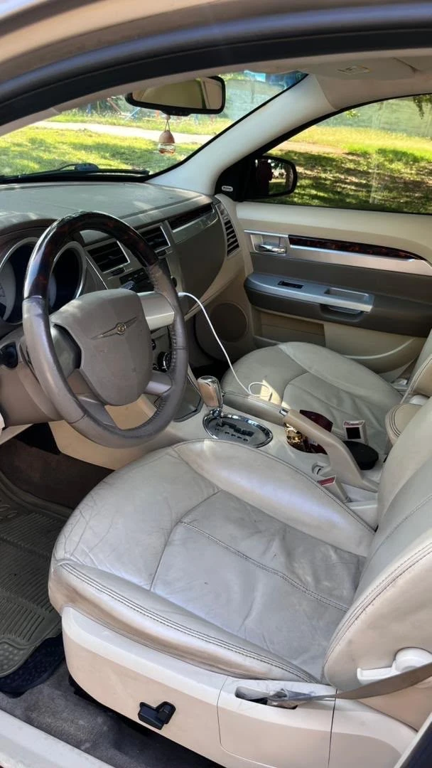 2009 Chrysler Sebring Sedan — foto 2