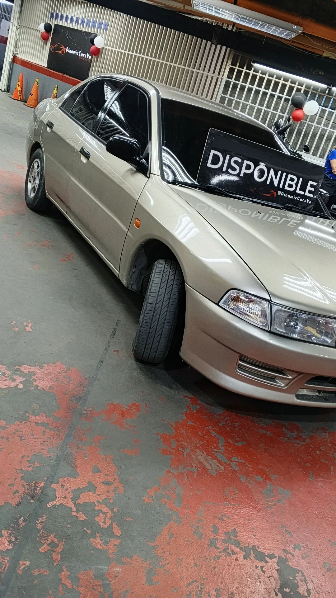 2009 Mitsubishi Lancer Signo — photo 2