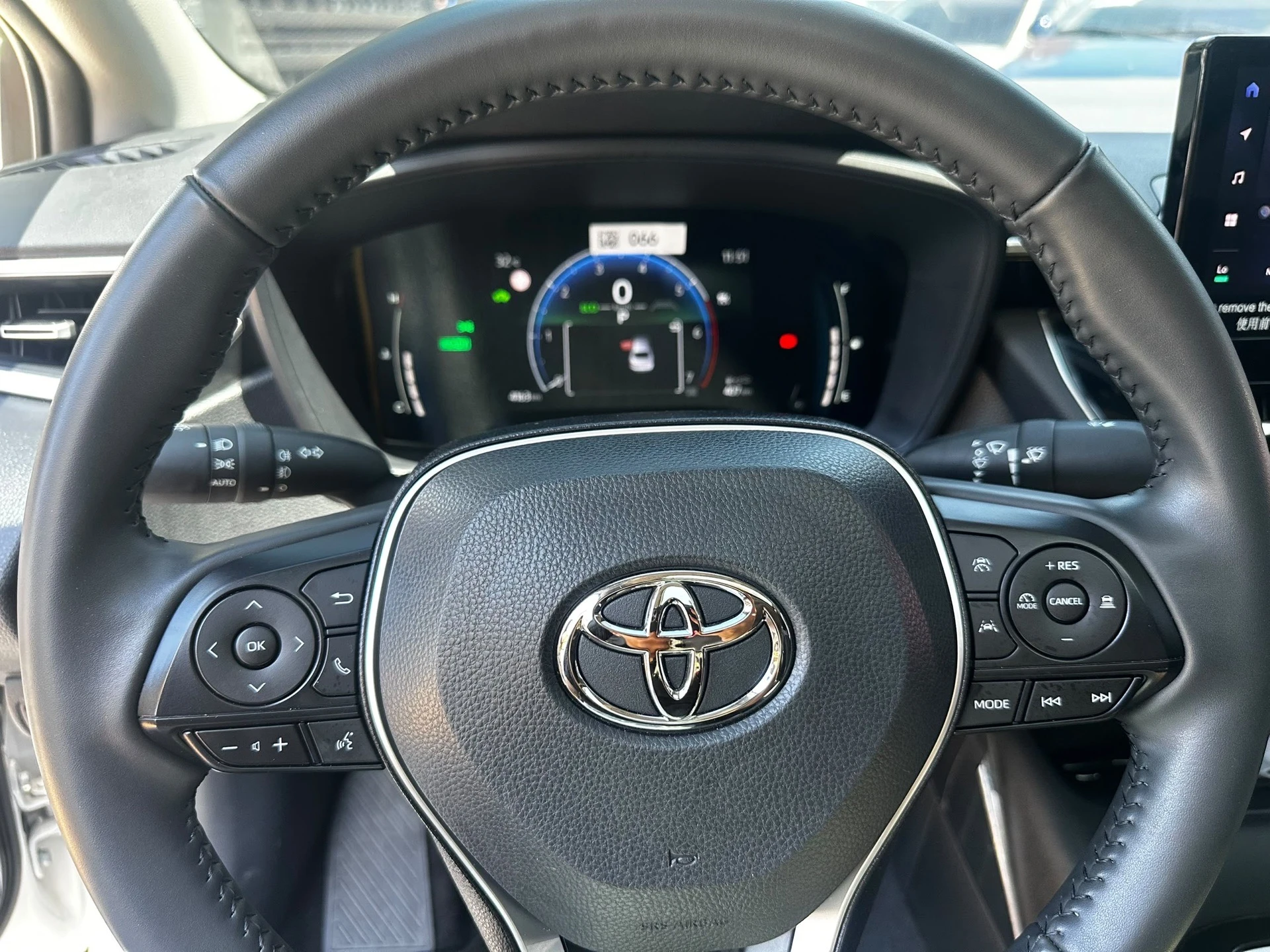 2025 Toyota Corolla HEV — foto 6