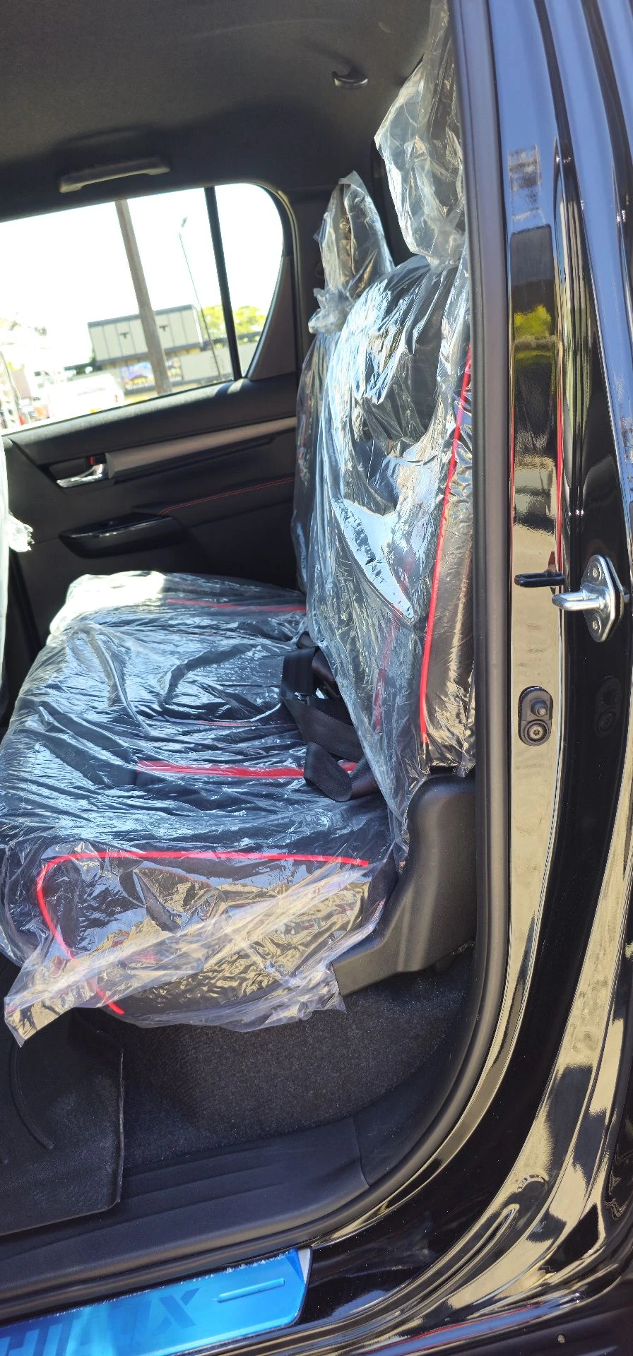2023 Toyota Hilux ADVENTURE — foto 6