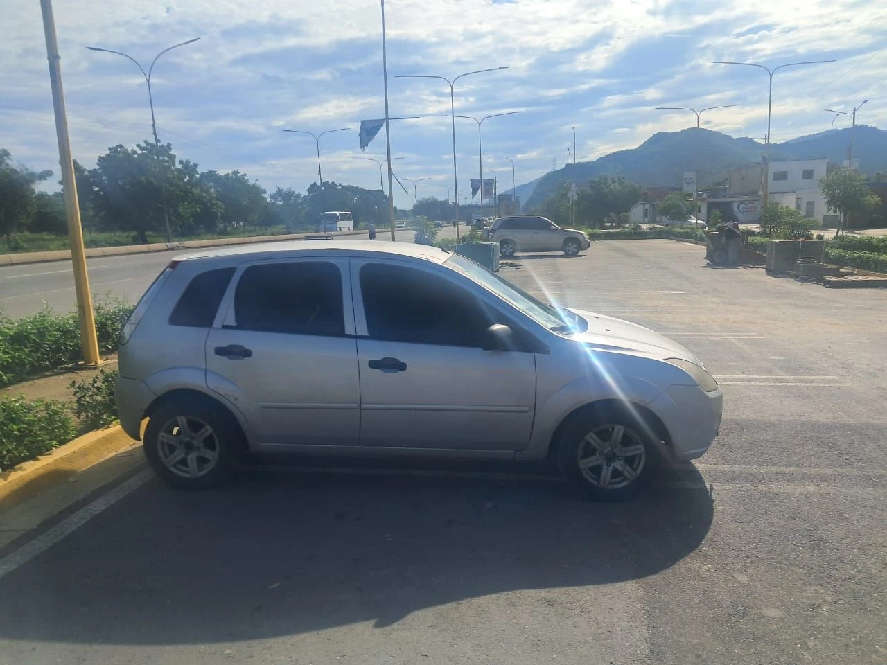 2009 Ford Fiesta Ford fiesta Powe Max 2009 — foto 3