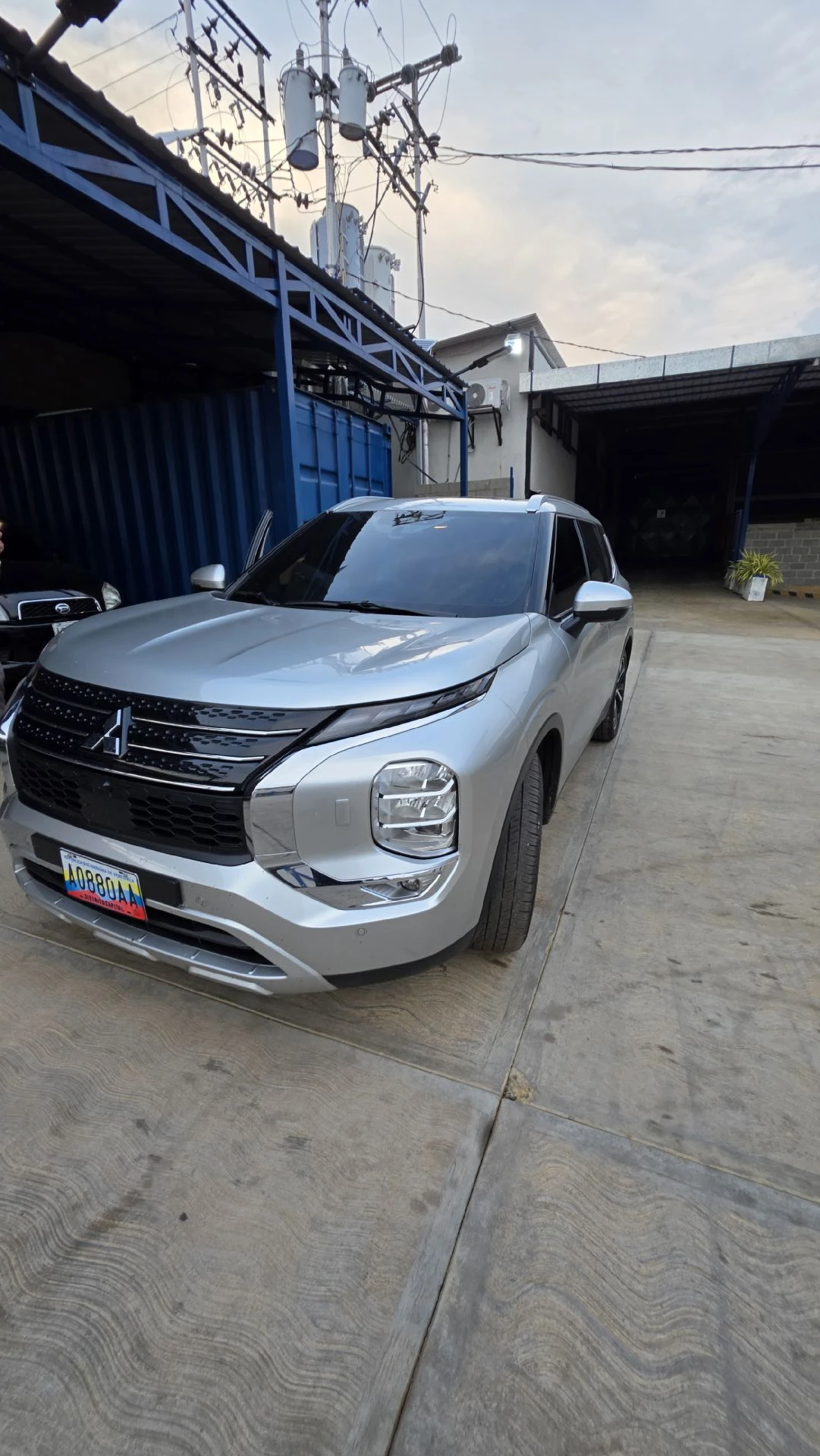 2025 Mitsubishi Outlander High-Line (4WD) GLS — foto 4