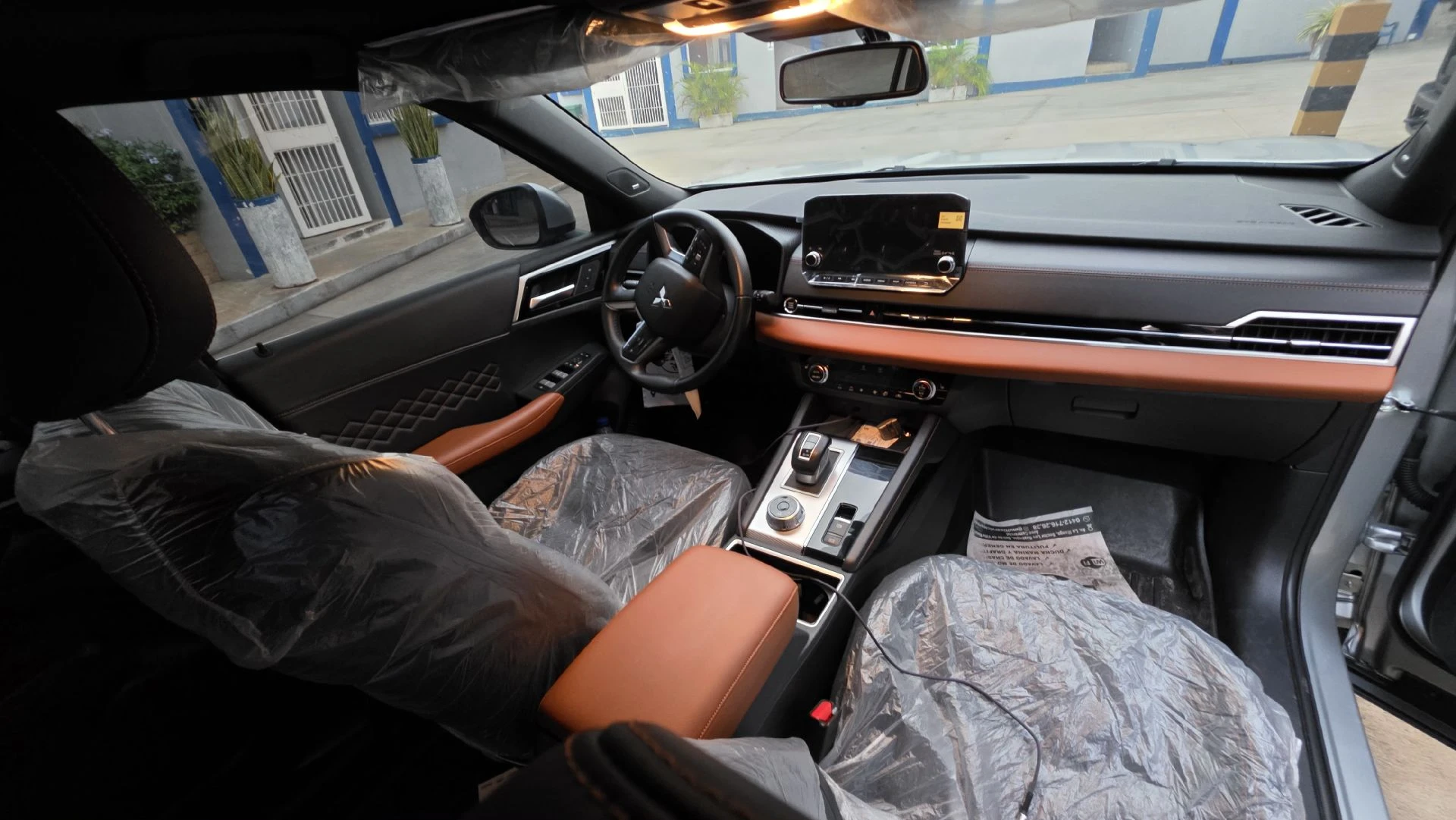 2025 Mitsubishi Outlander High-Line (4WD) GLS — foto 8