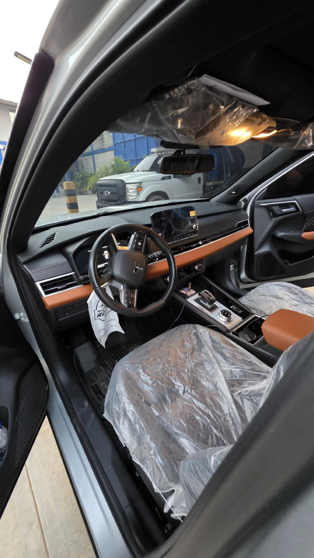 2025 Mitsubishi Outlander High-Line (4WD) GLS — foto 5