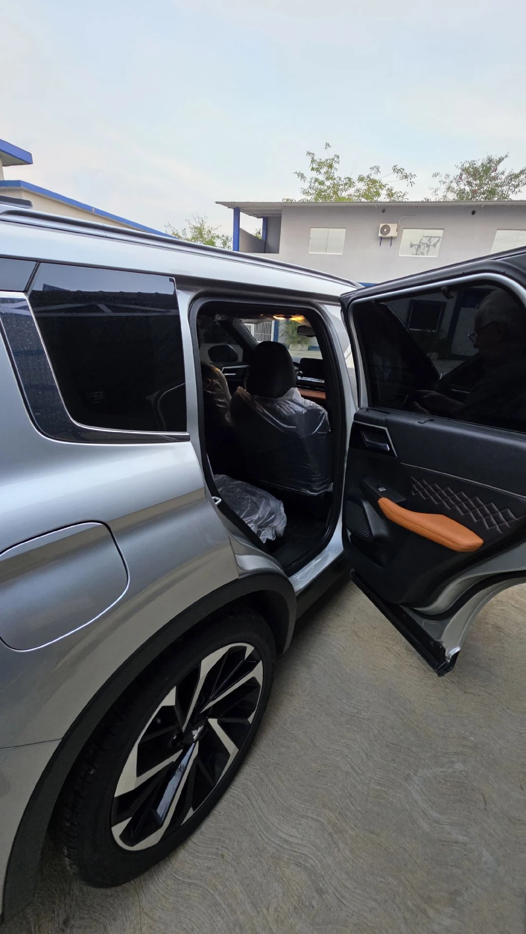 2025 Mitsubishi Outlander High-Line (4WD) GLS — foto 9