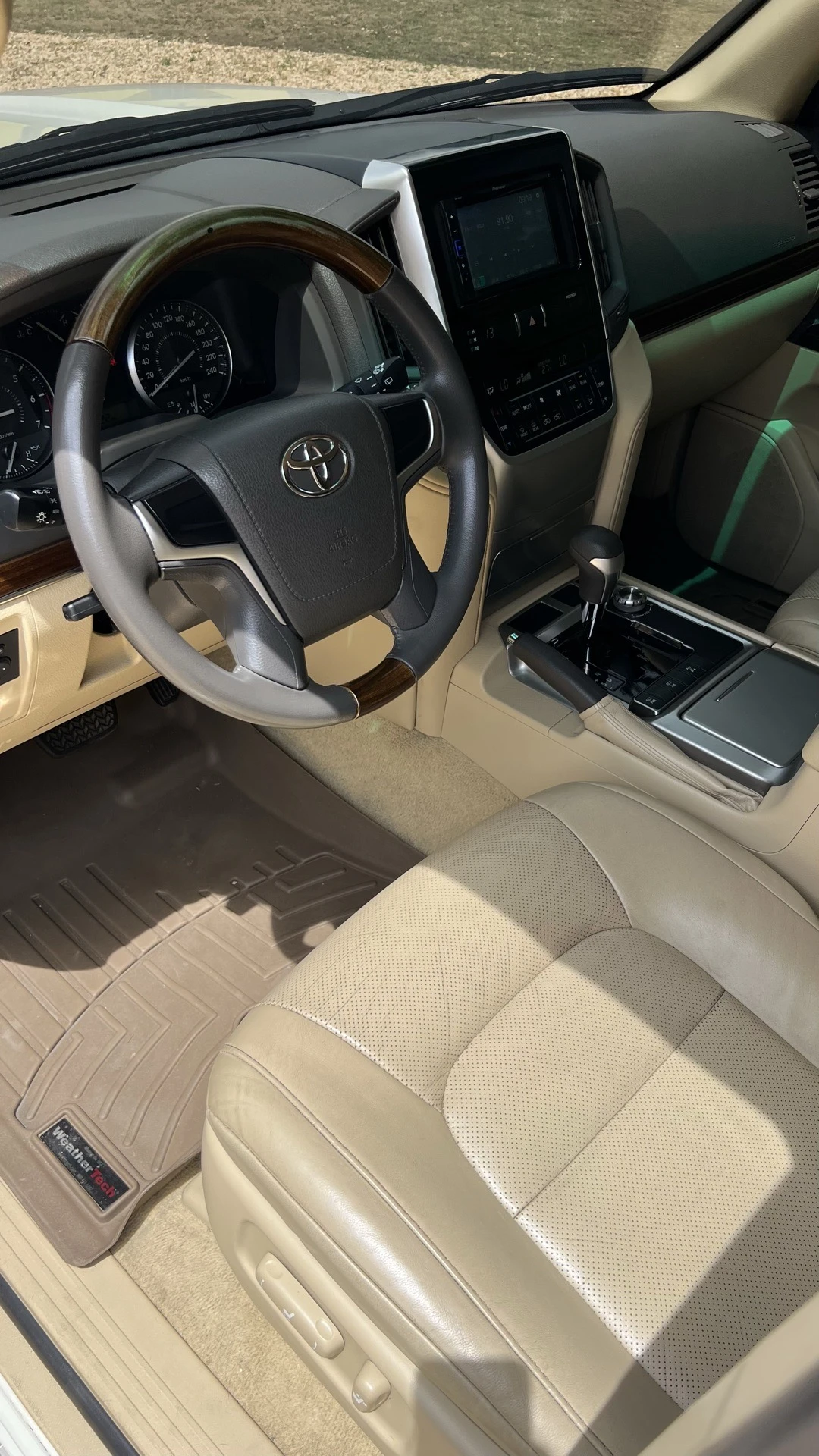 2016 Toyota Land Cruiser 200 LC200 GXR — foto 5