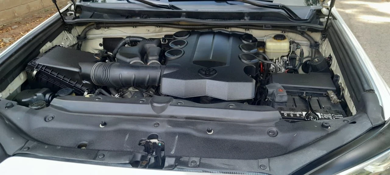 2015 Toyota 4Runner SR5 — foto 4
