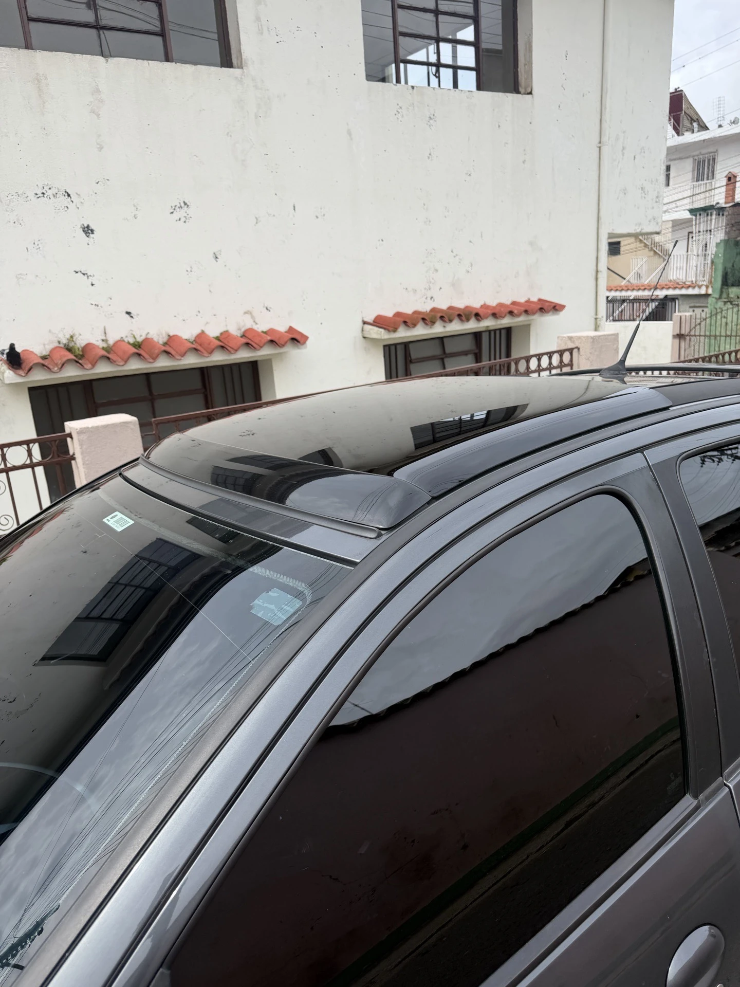 2012 Peugeot 207 Compact — foto 3