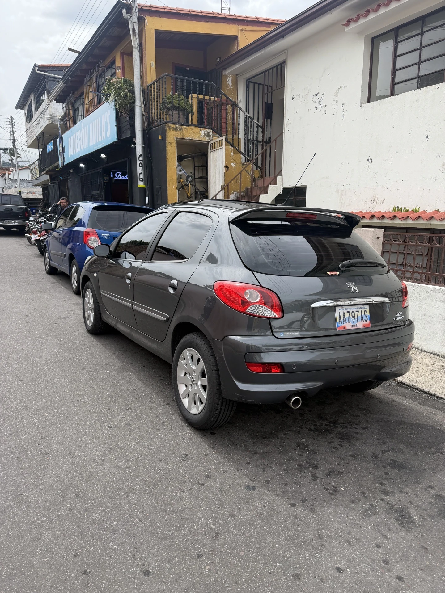 2012 Peugeot 207 Compact — foto 5