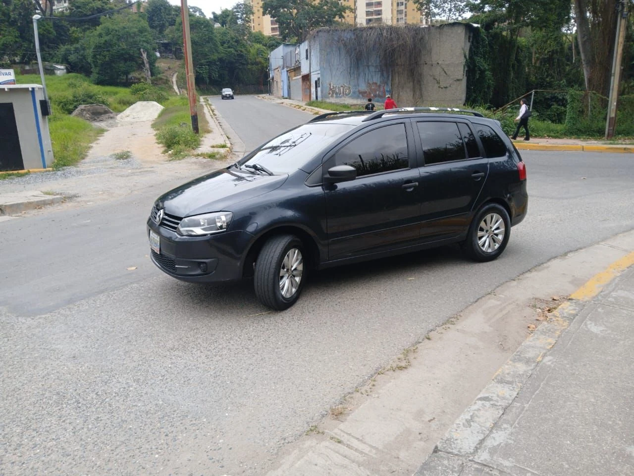 2012 Volkswagen Spacefox Wagon — foto 2