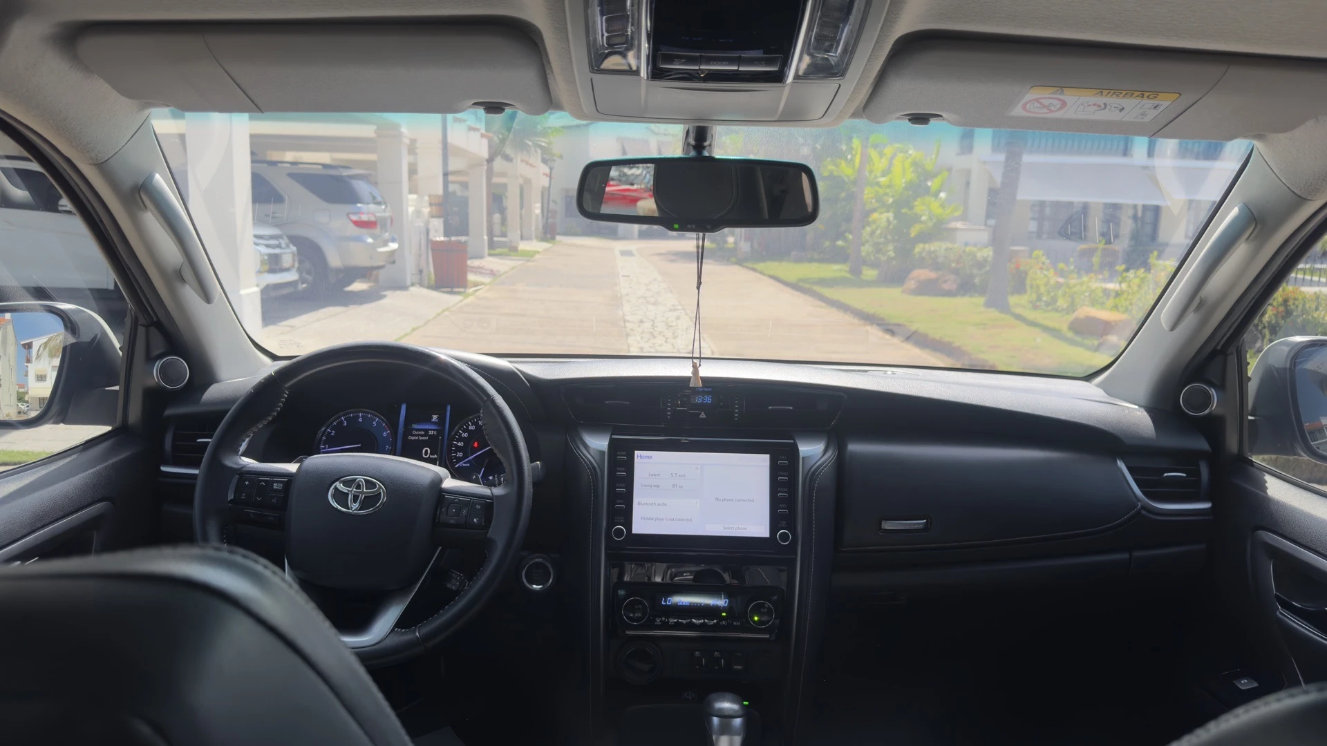 2022 Toyota Fortuner Sr5 — foto 3