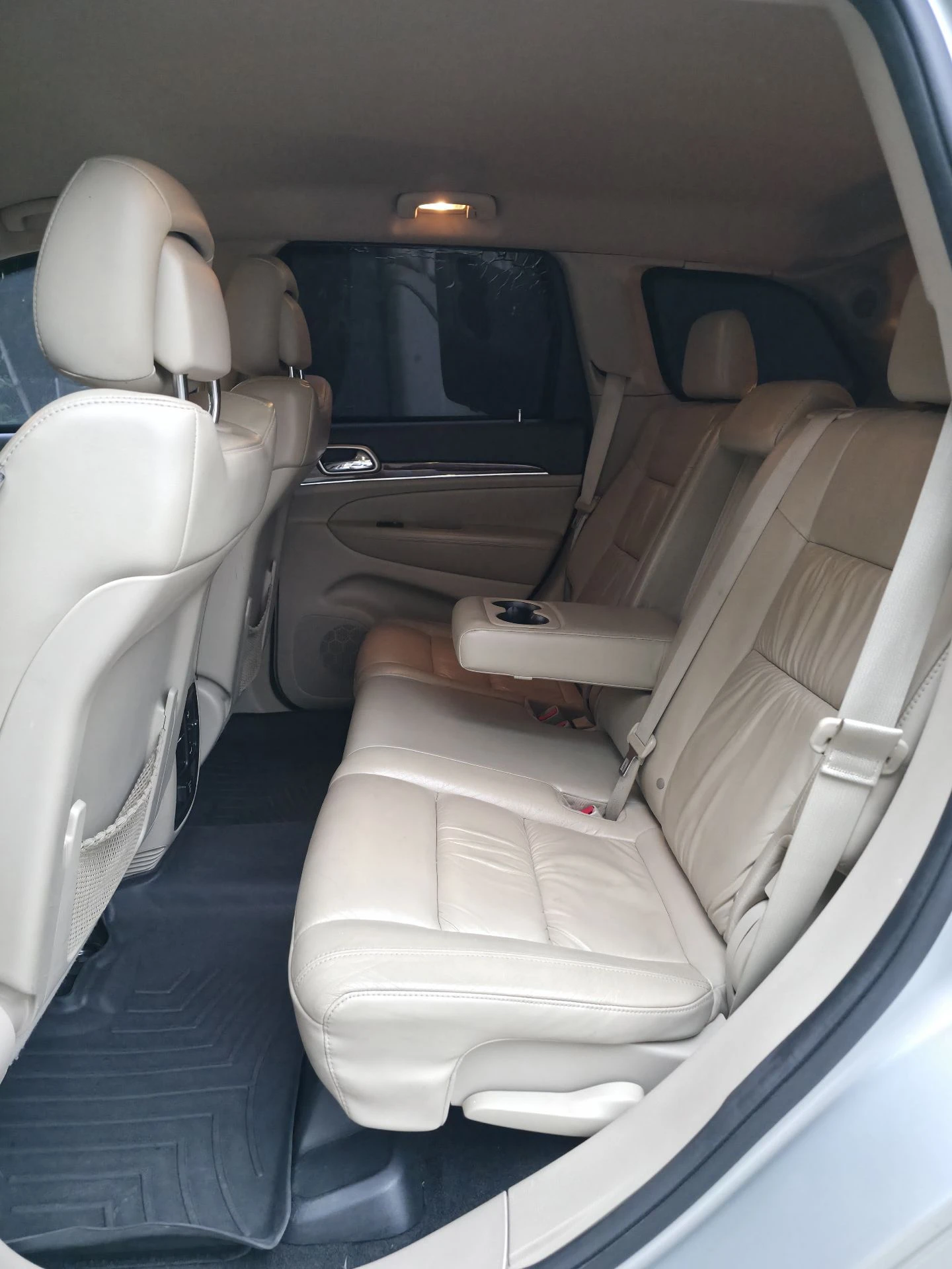 2013 Jeep Grand Cherokee LIMITED — foto 11