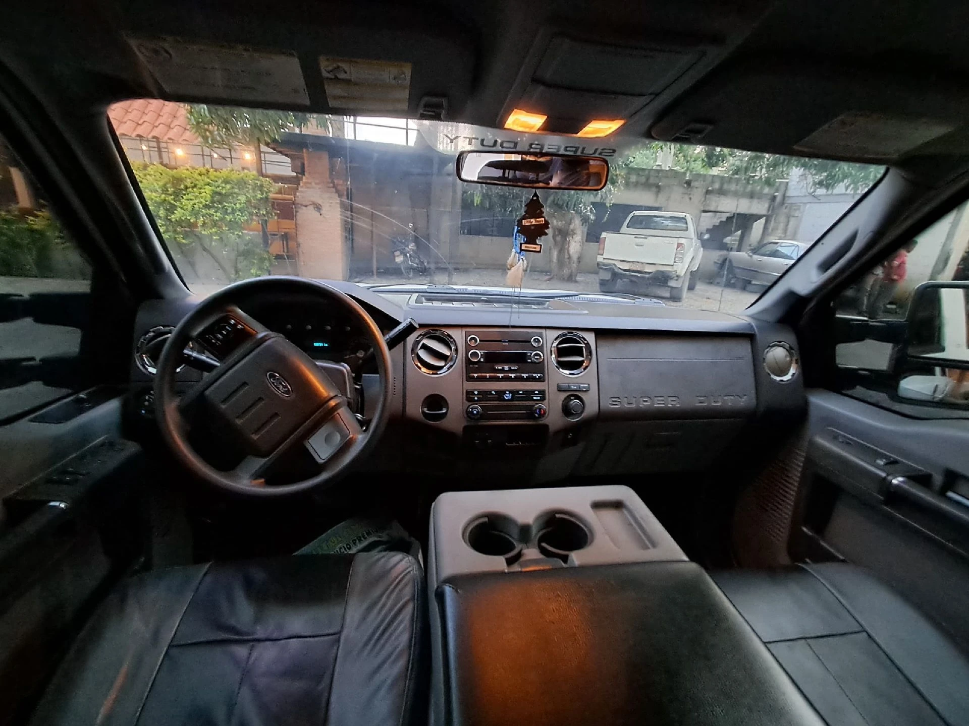 2011 Ford F-250 — foto 3