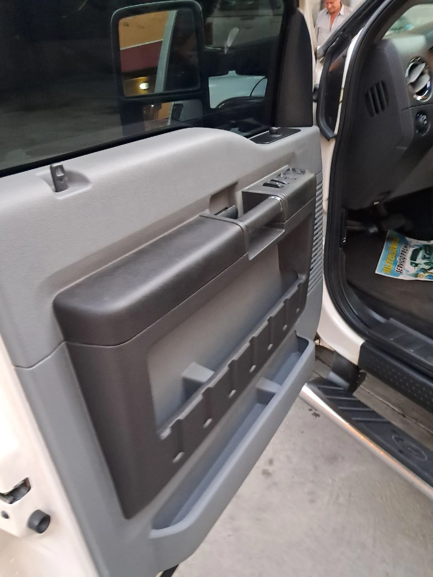 2011 Ford F-250 — foto 6