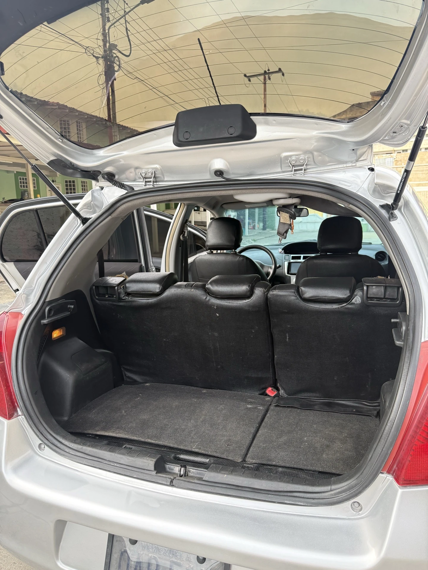 2007 Toyota Yaris — foto 12