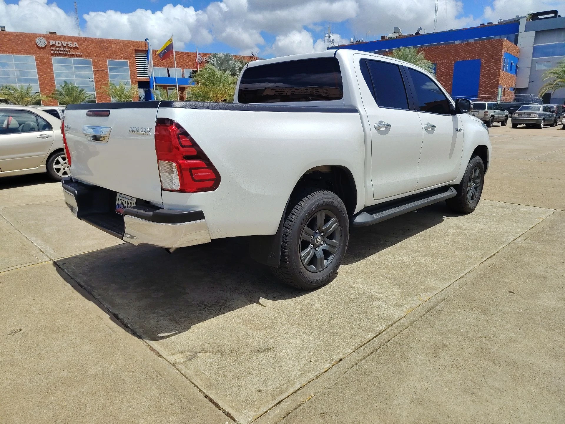 2027 Toyota Hilux 2.8 6AT 4x4 — foto 2