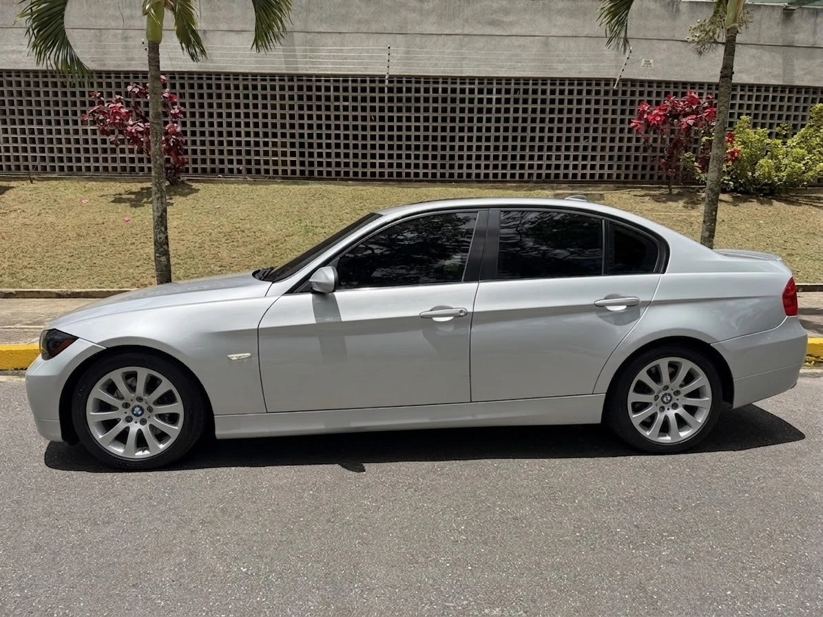 2006 BMW 330i Limousine — foto 2