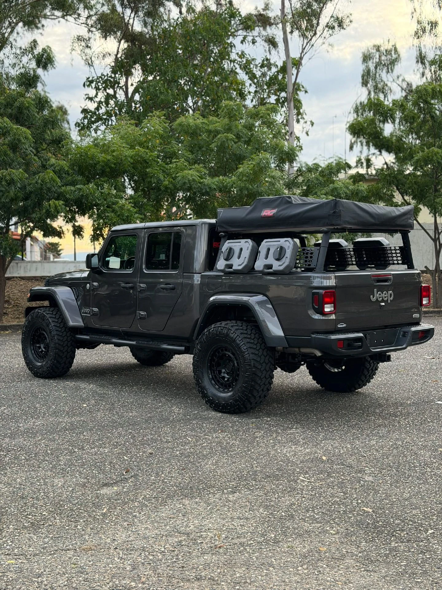 2023 Jeep Gladiator Overland — foto 6