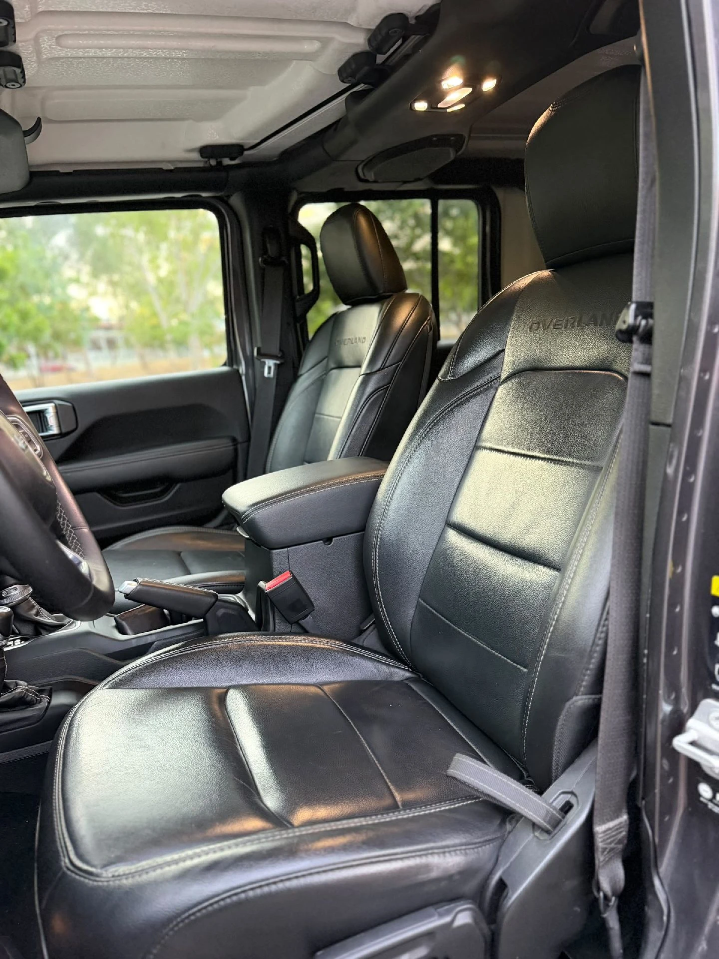 2023 Jeep Gladiator Overland — foto 11