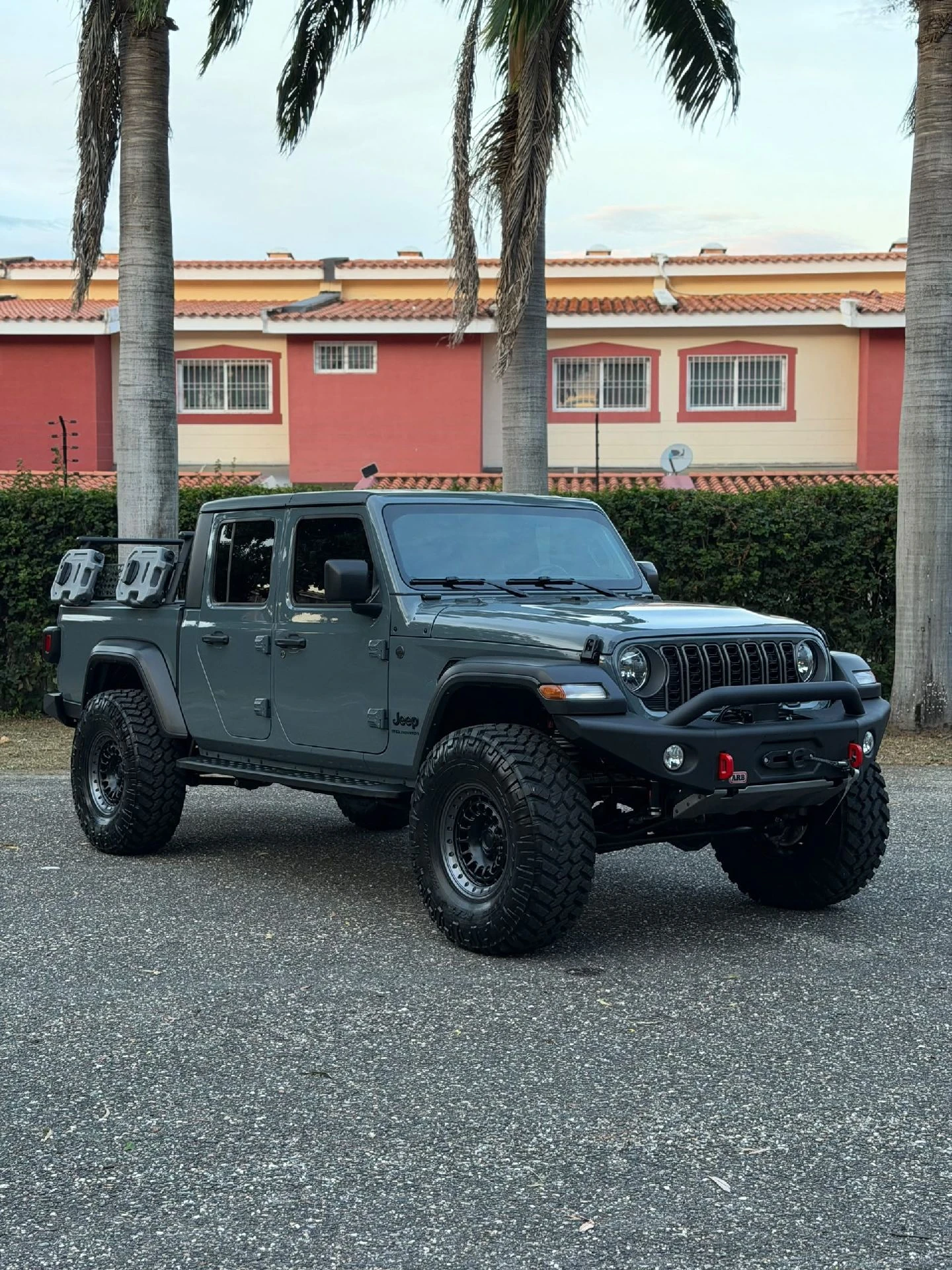 2026 Jeep Gladiator Sport — foto 2