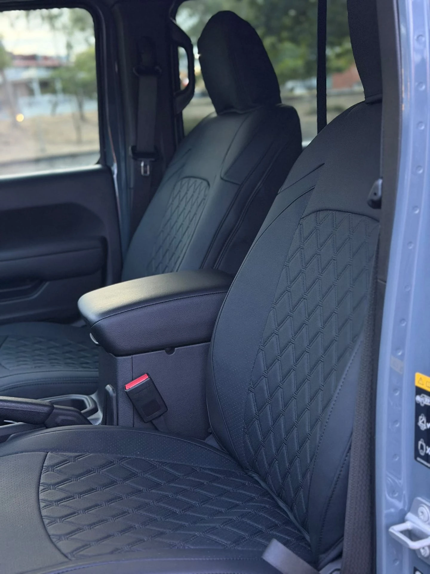 2026 Jeep Gladiator Sport — foto 9