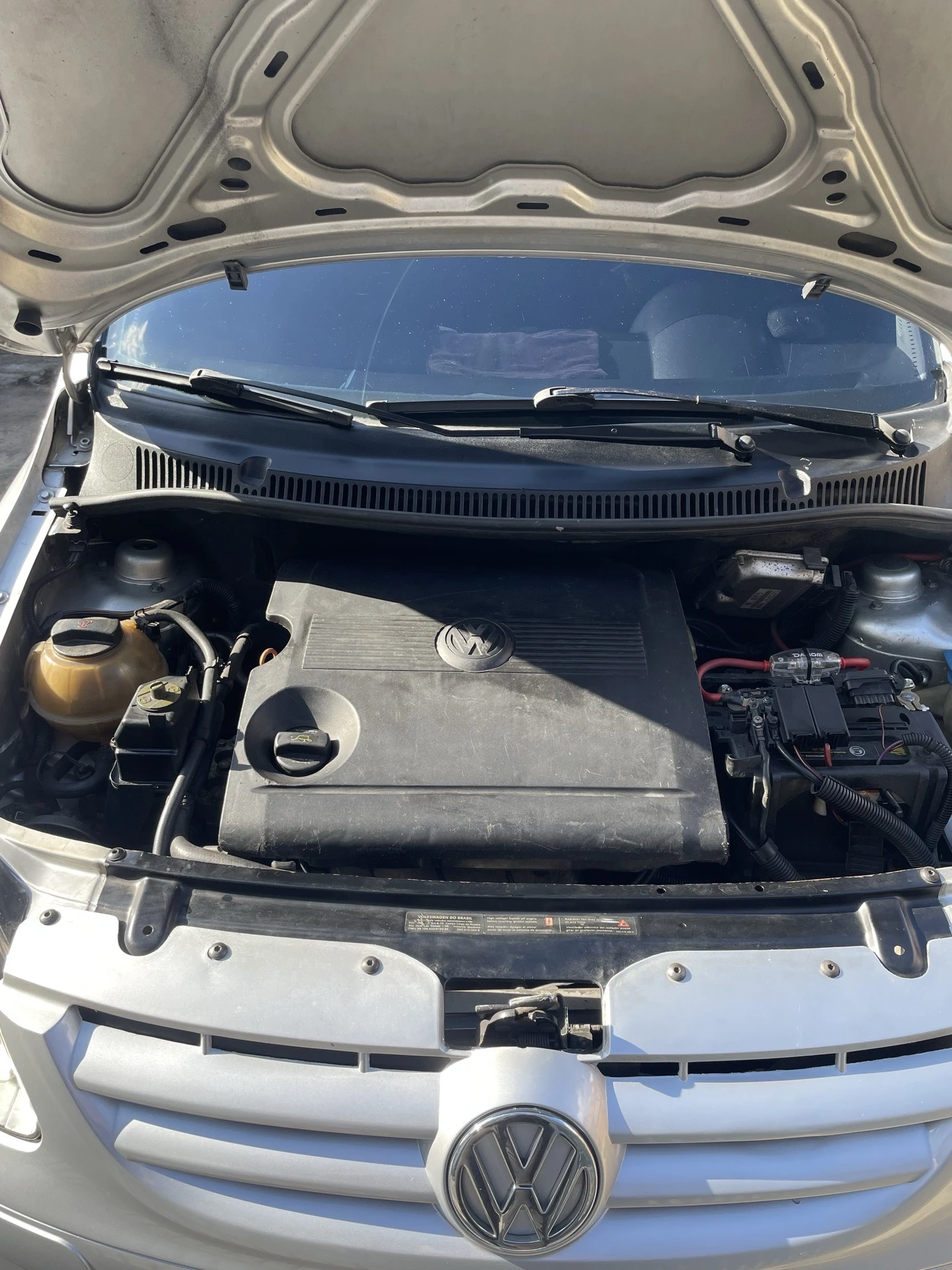 2004 Volkswagen FOX Highline — foto 2