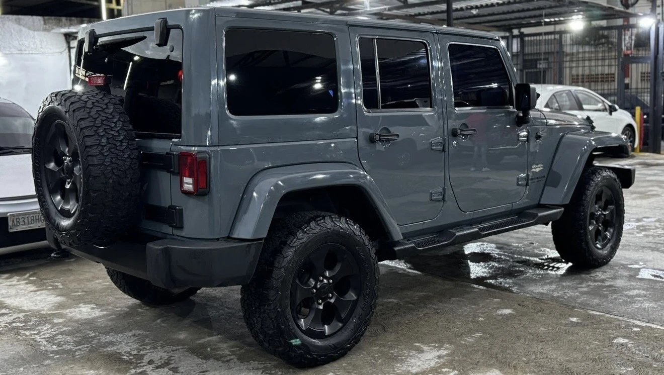 2014 Jeep Wrangler Sahara — foto 6