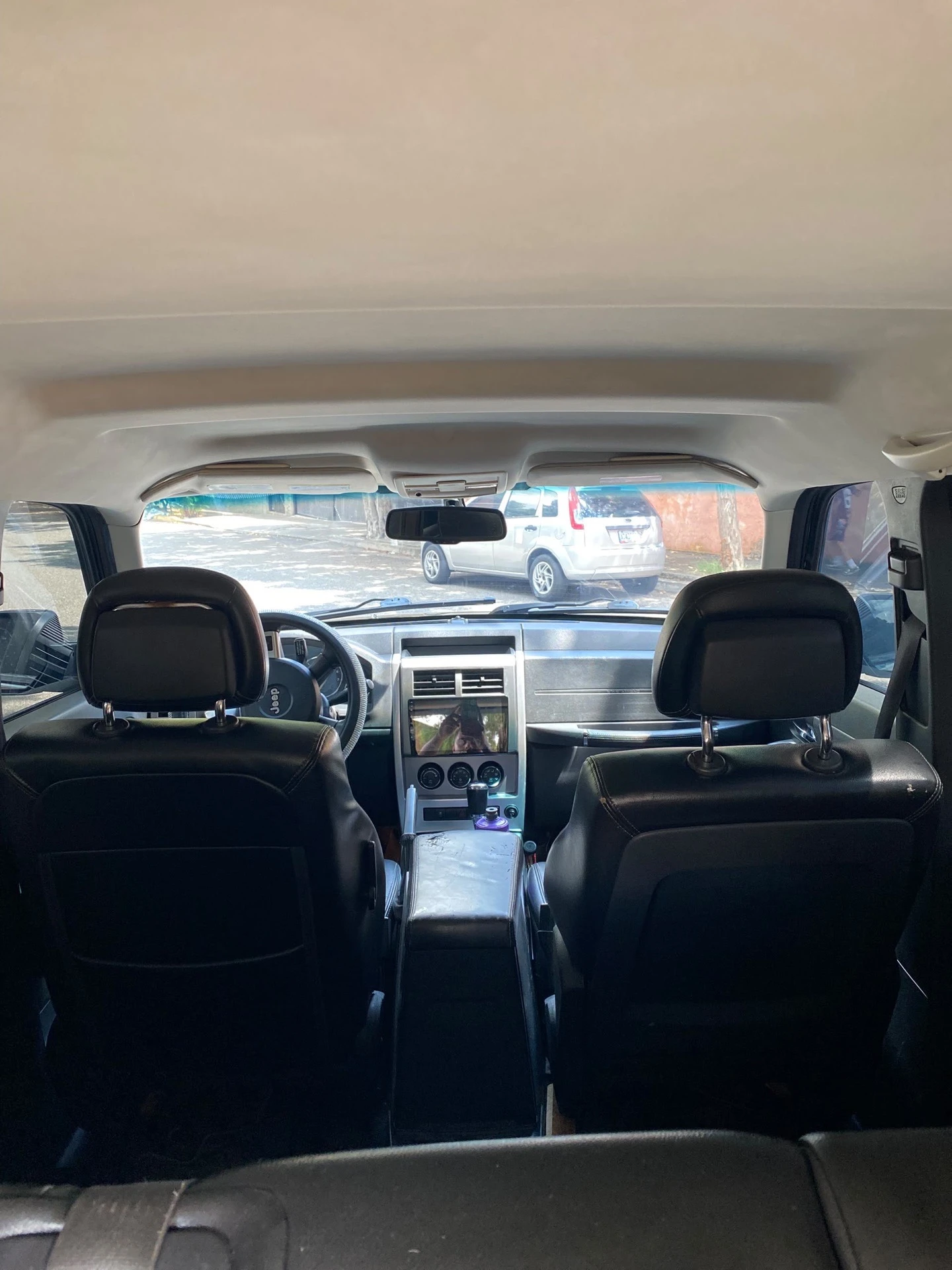 2010 Jeep Cherokee Kk — foto 9