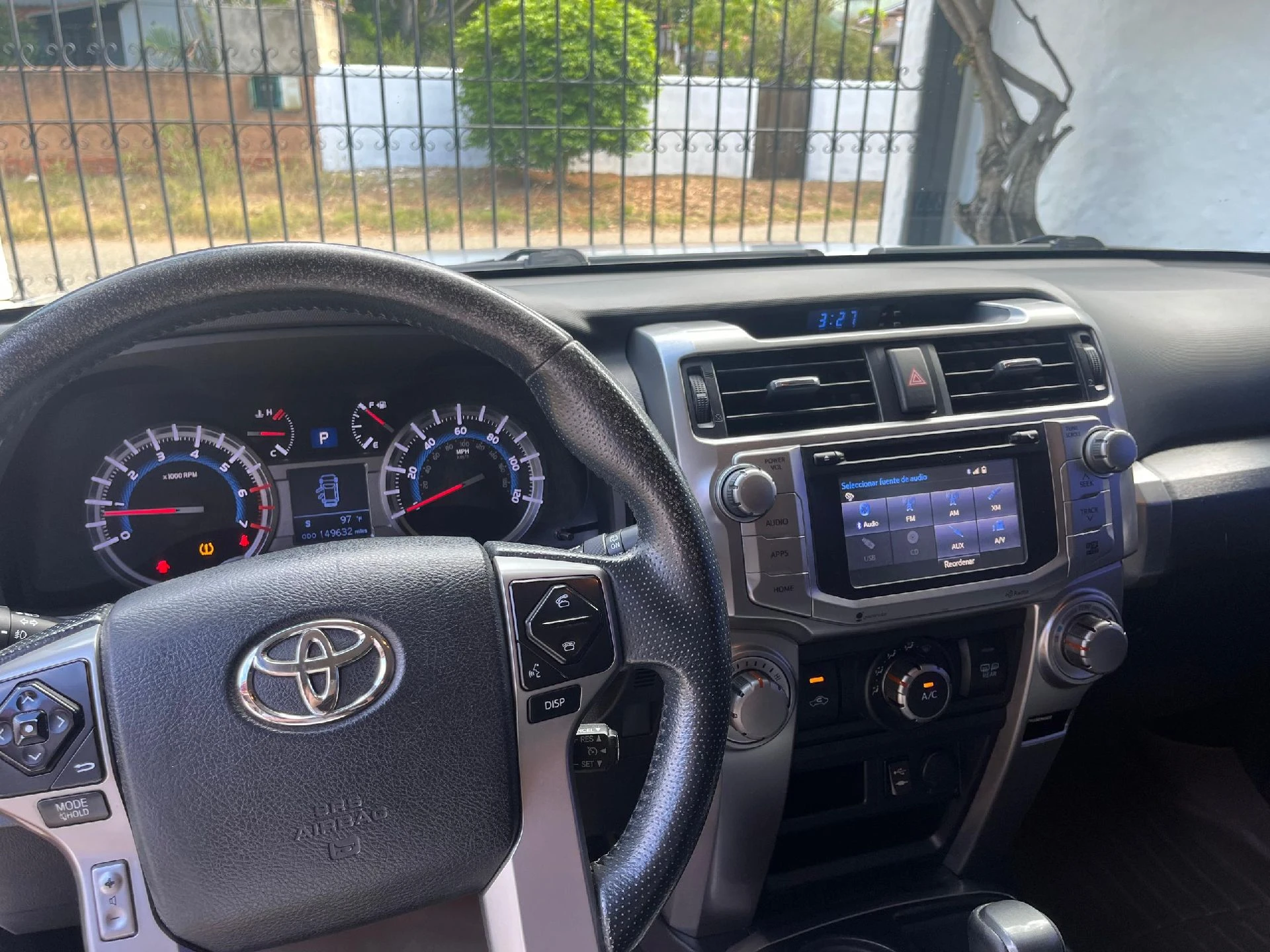 2015 Toyota 4Runner SR5 — foto 13