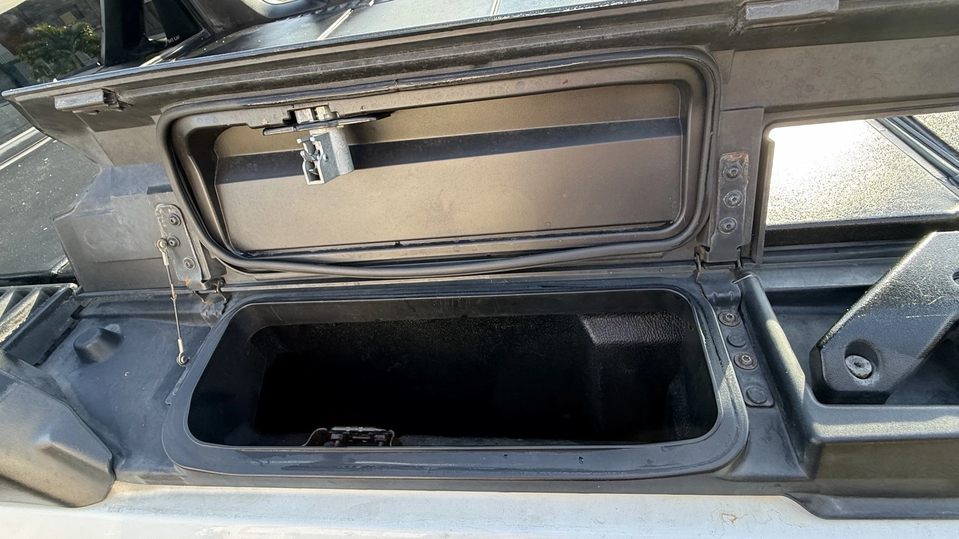 2007 Chevrolet Avalanche — foto 14