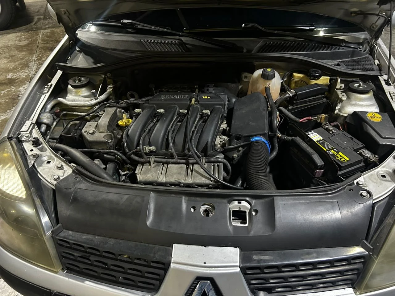 2009 Renault Symbol — foto 4