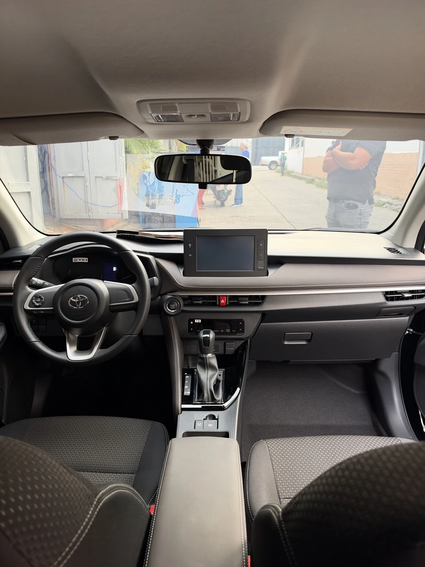 2026 Toyota Yaris E — foto 4