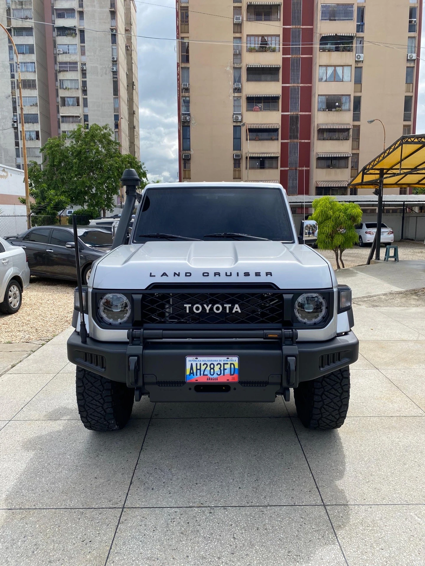 2024 Toyota Macho Machito LC76 — foto 2