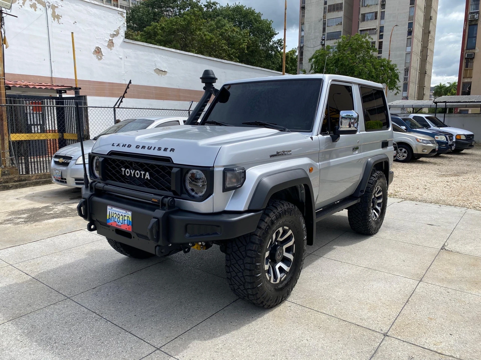 2024 Toyota Macho Machito LC76 — foto 3