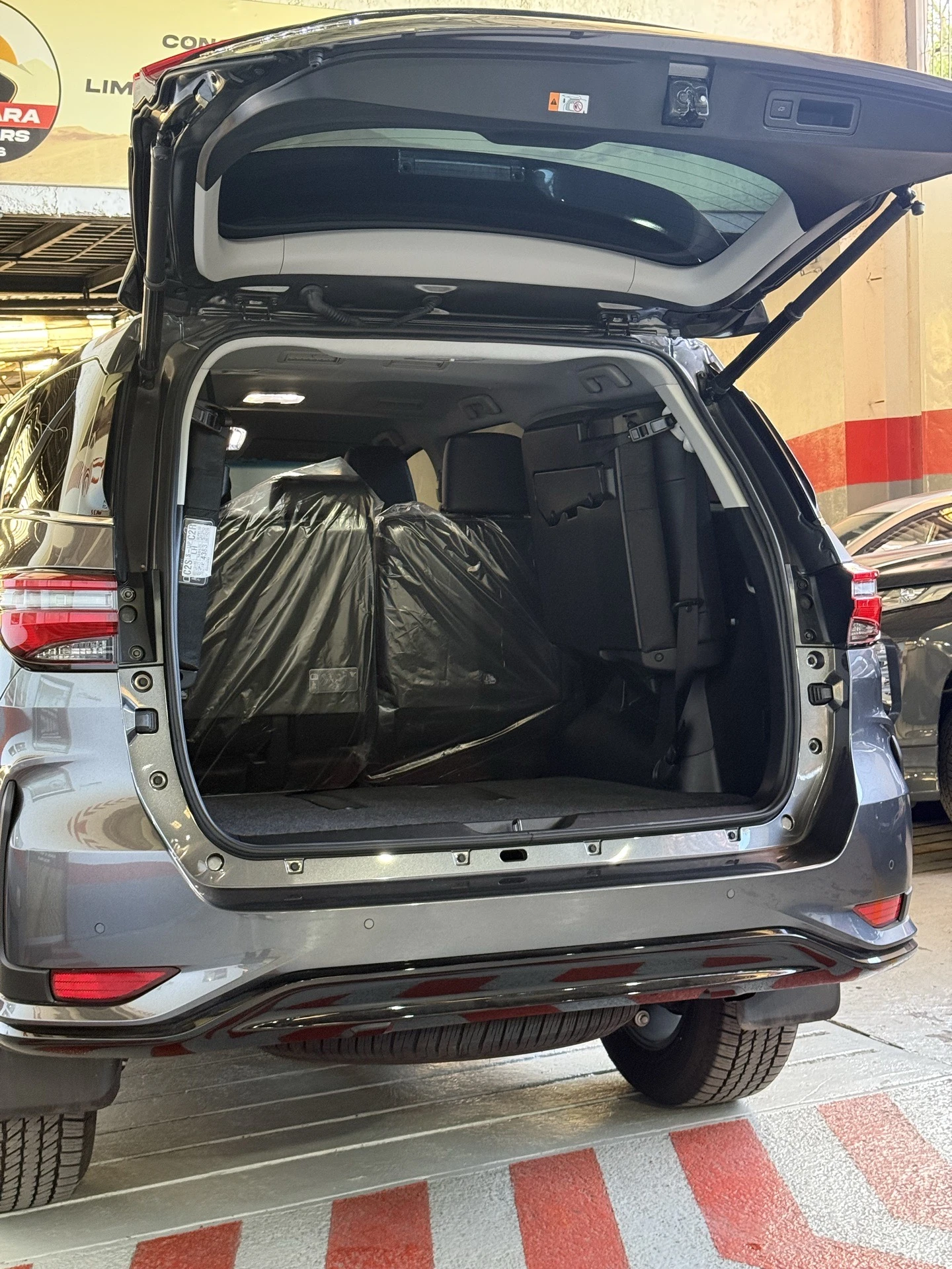 2026 Toyota Fortuner Sw4 4.0 — foto 7