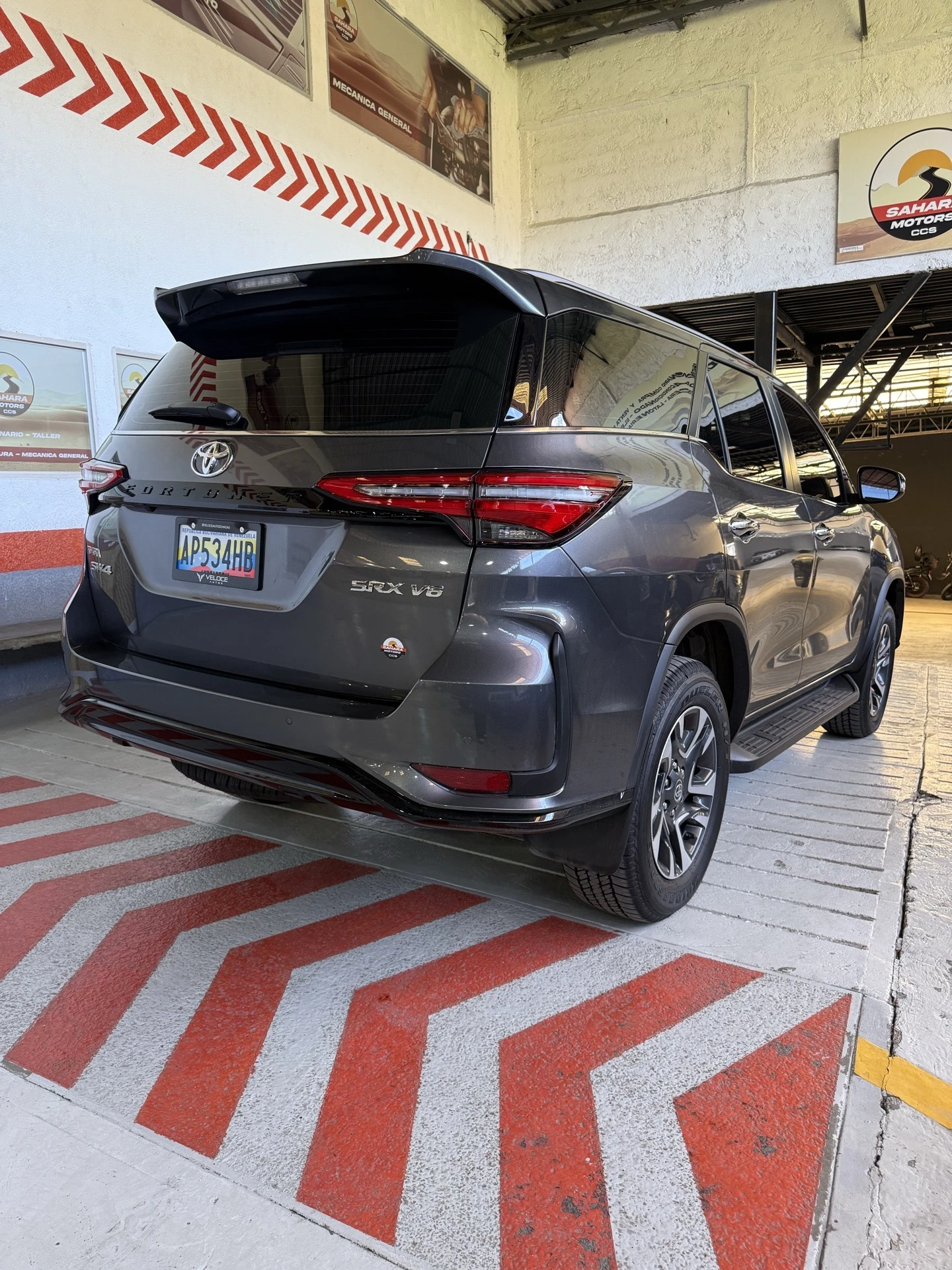 2026 Toyota Fortuner Sw4 4.0 — foto 8