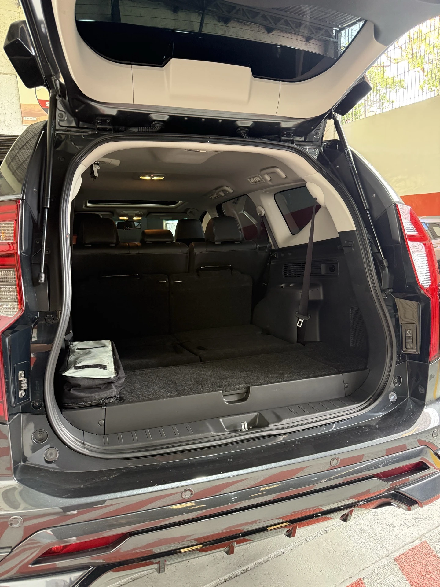 2023 Mitsubishi Montero Sport Prime Dubai — foto 8