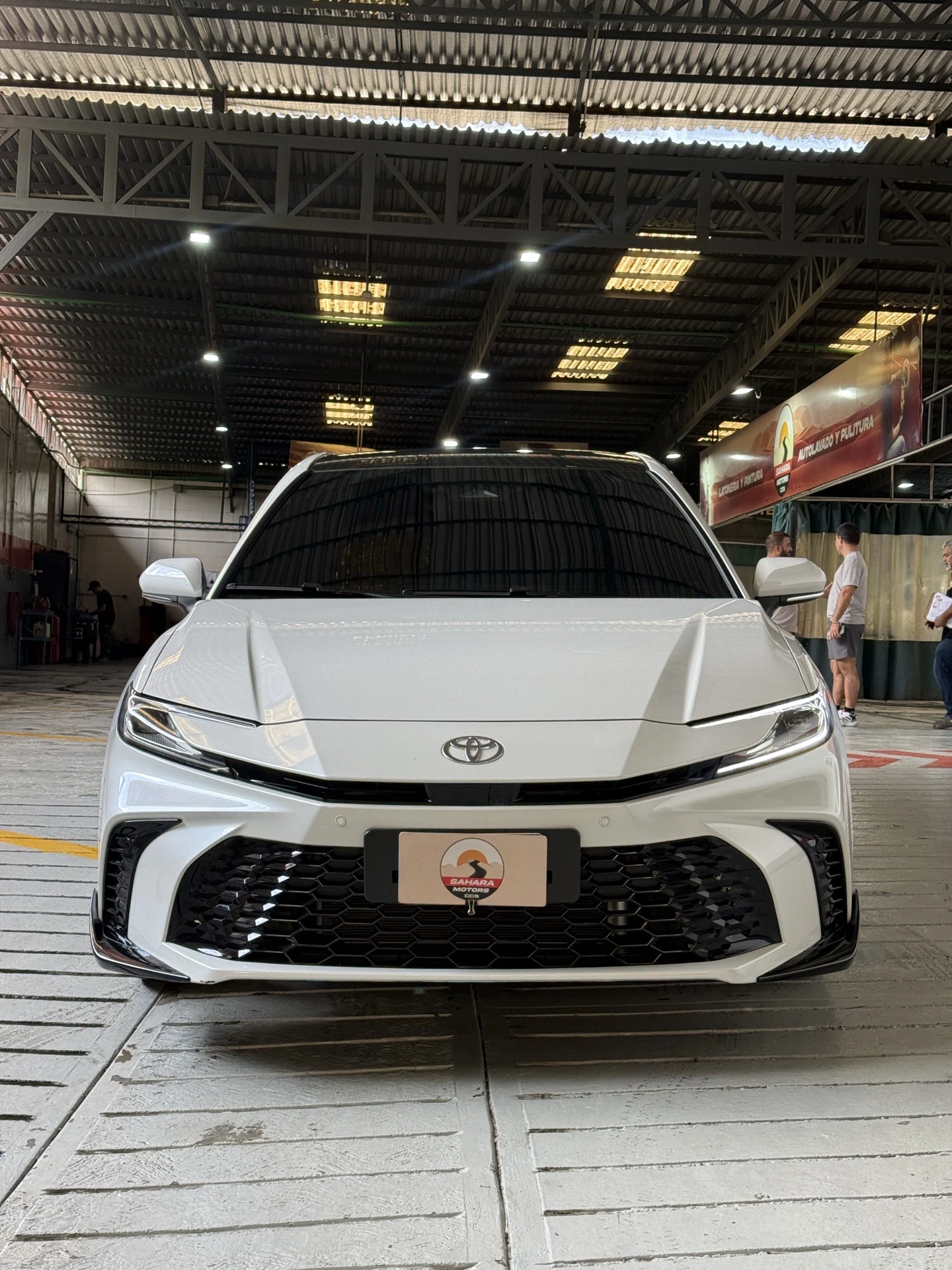 2025 Toyota Camry 2.0S — foto 2