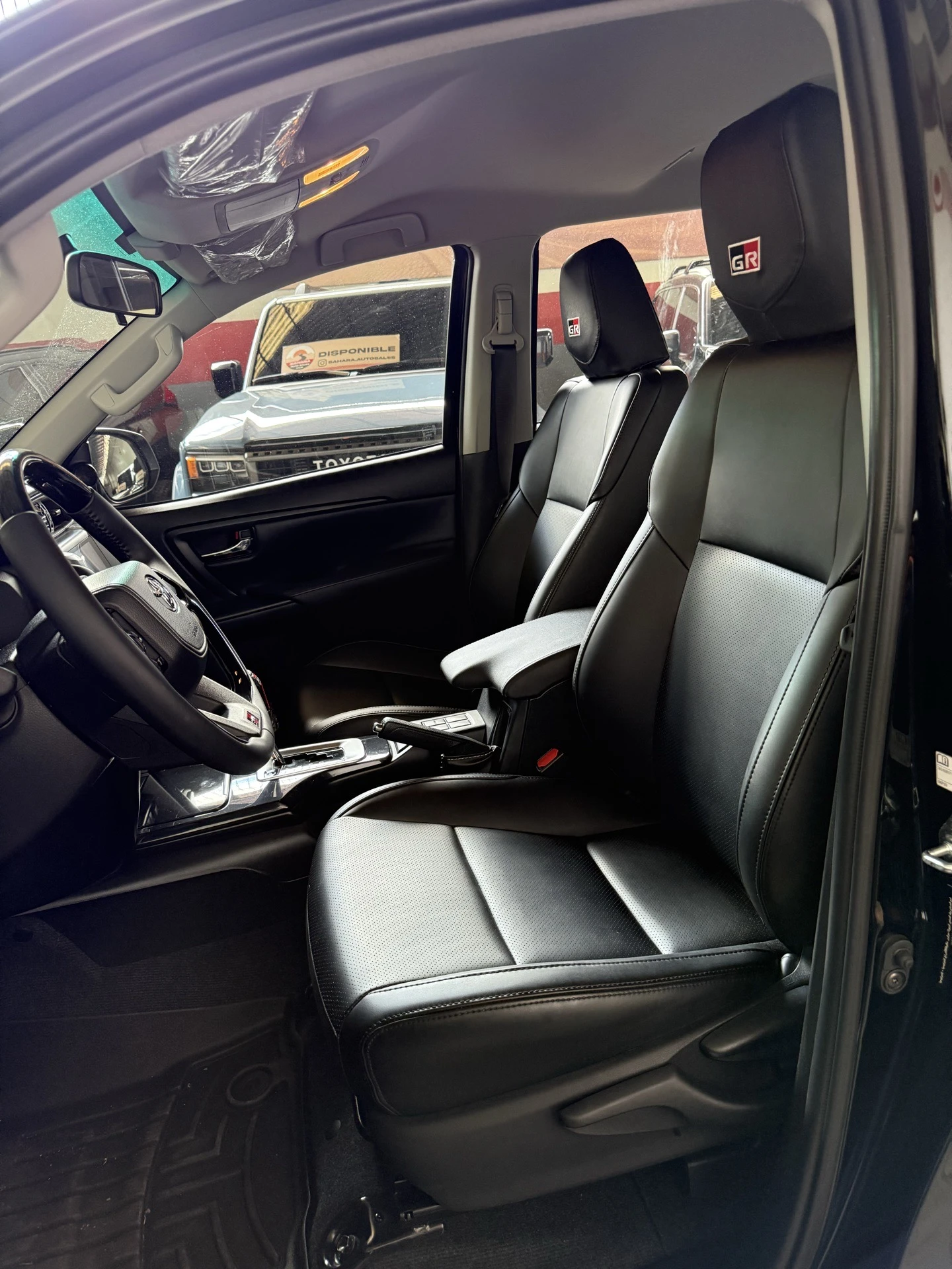 2026 Toyota Fortuner Gr — foto 6