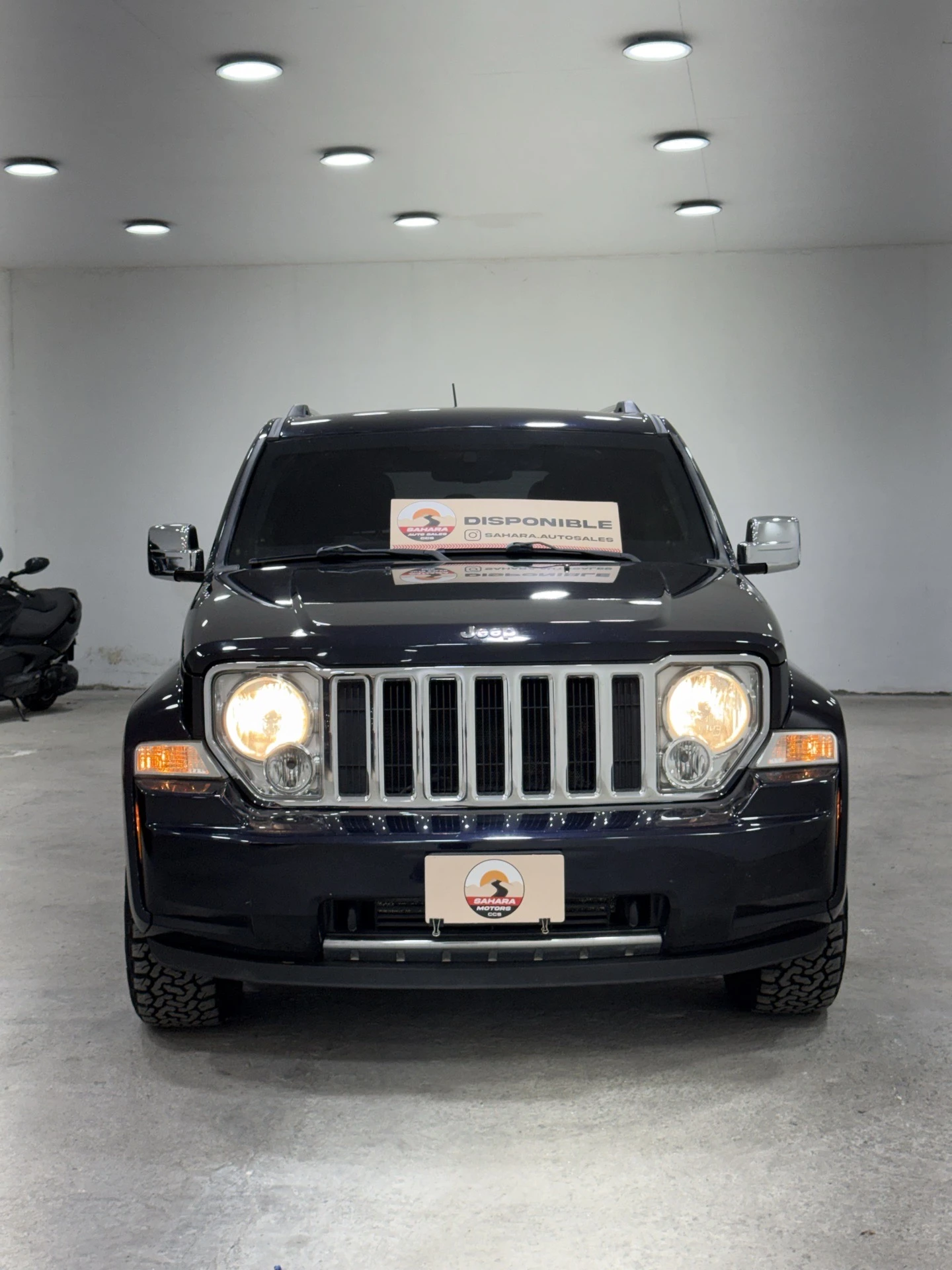 2011 Jeep Cherokee Sport KK limite — photo 2