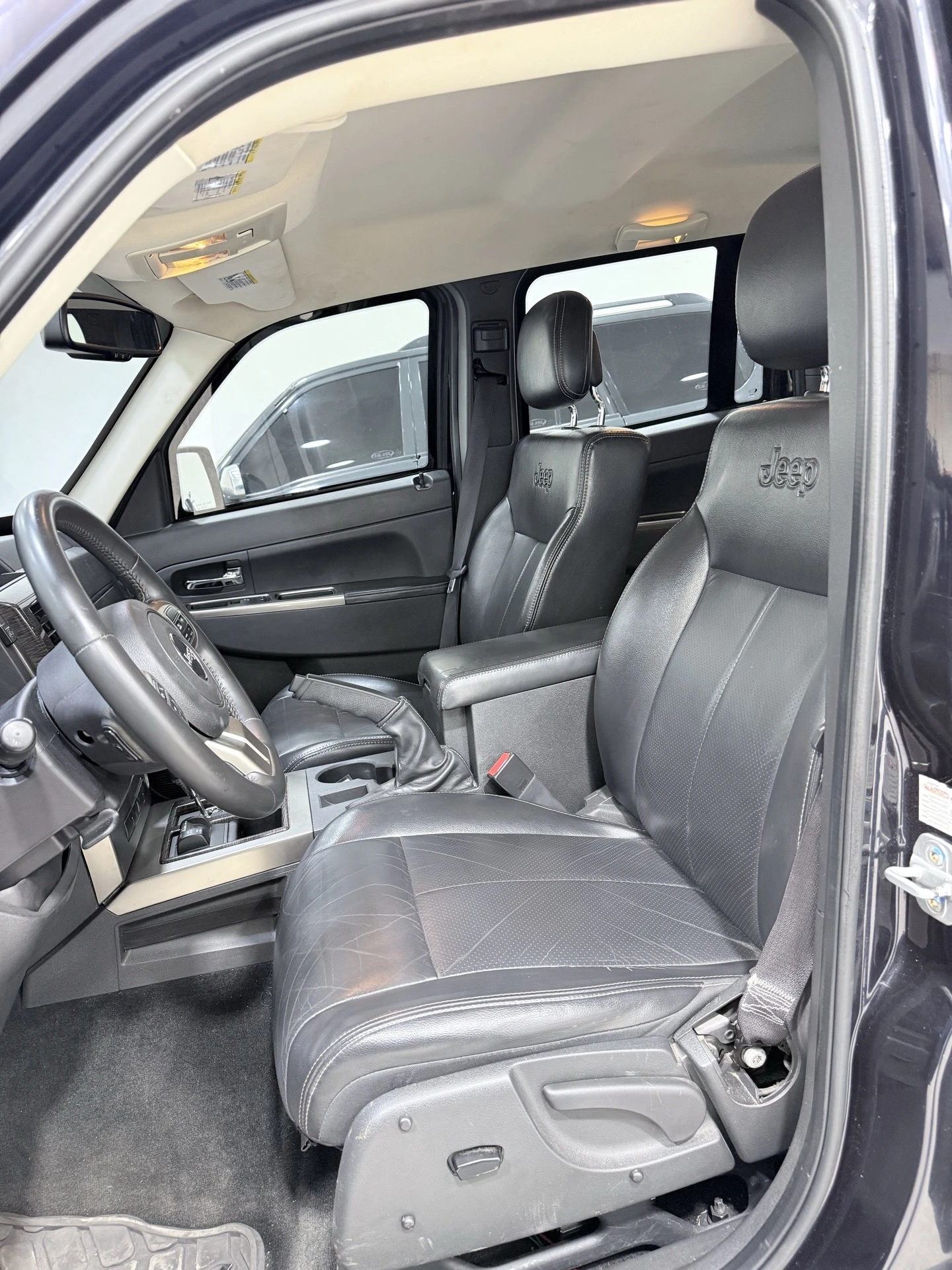 2011 Jeep Cherokee Sport KK limite — photo 5