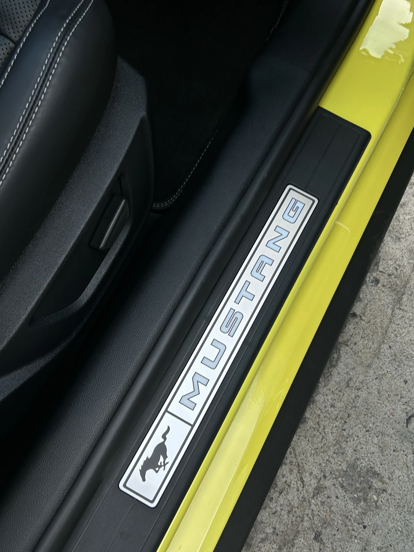 2021 Ford Mustang Ecoboost Premium — foto 6