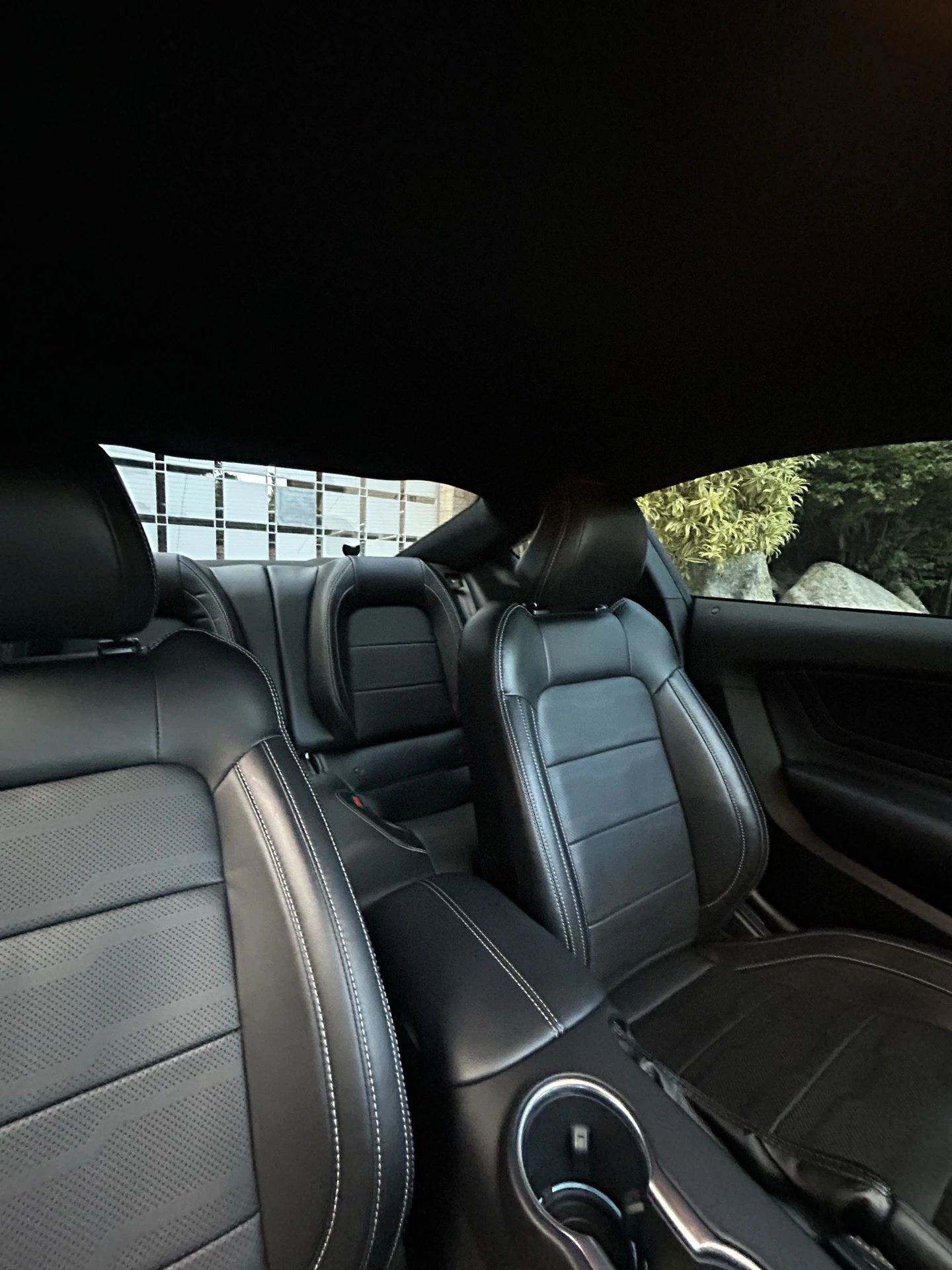 2021 Ford Mustang Ecoboost Premium — foto 8