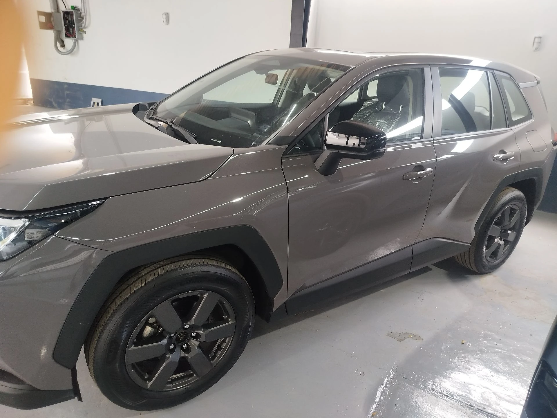 2026 Toyota RAV4 Deluxe — foto 2