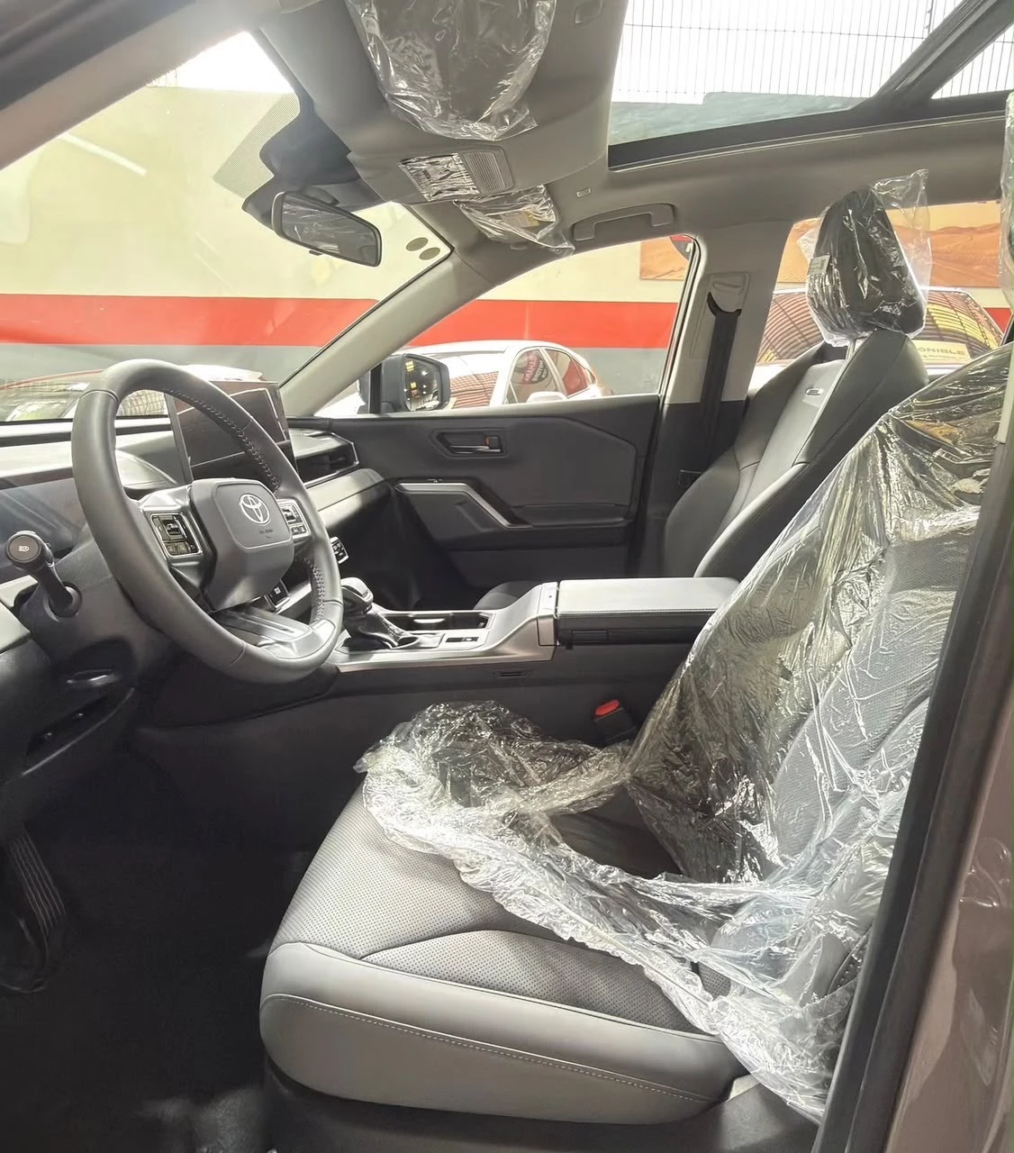 2026 Toyota RAV4 Full — foto 3