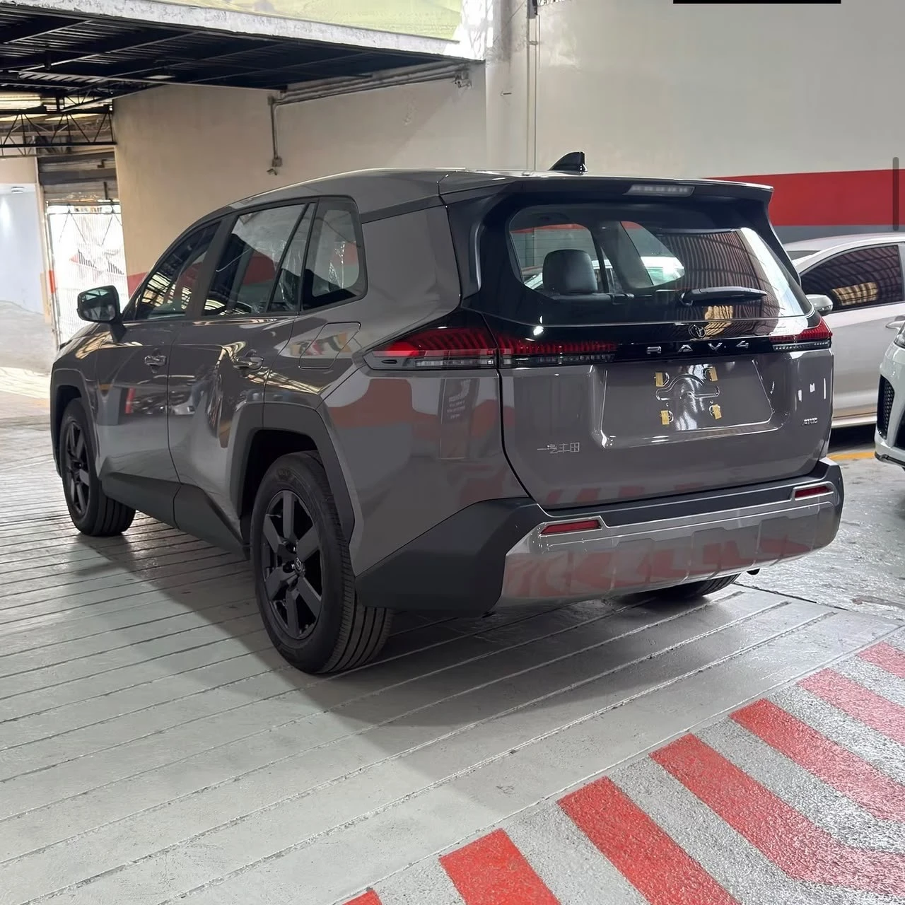 2026 Toyota RAV4 Full — foto 7