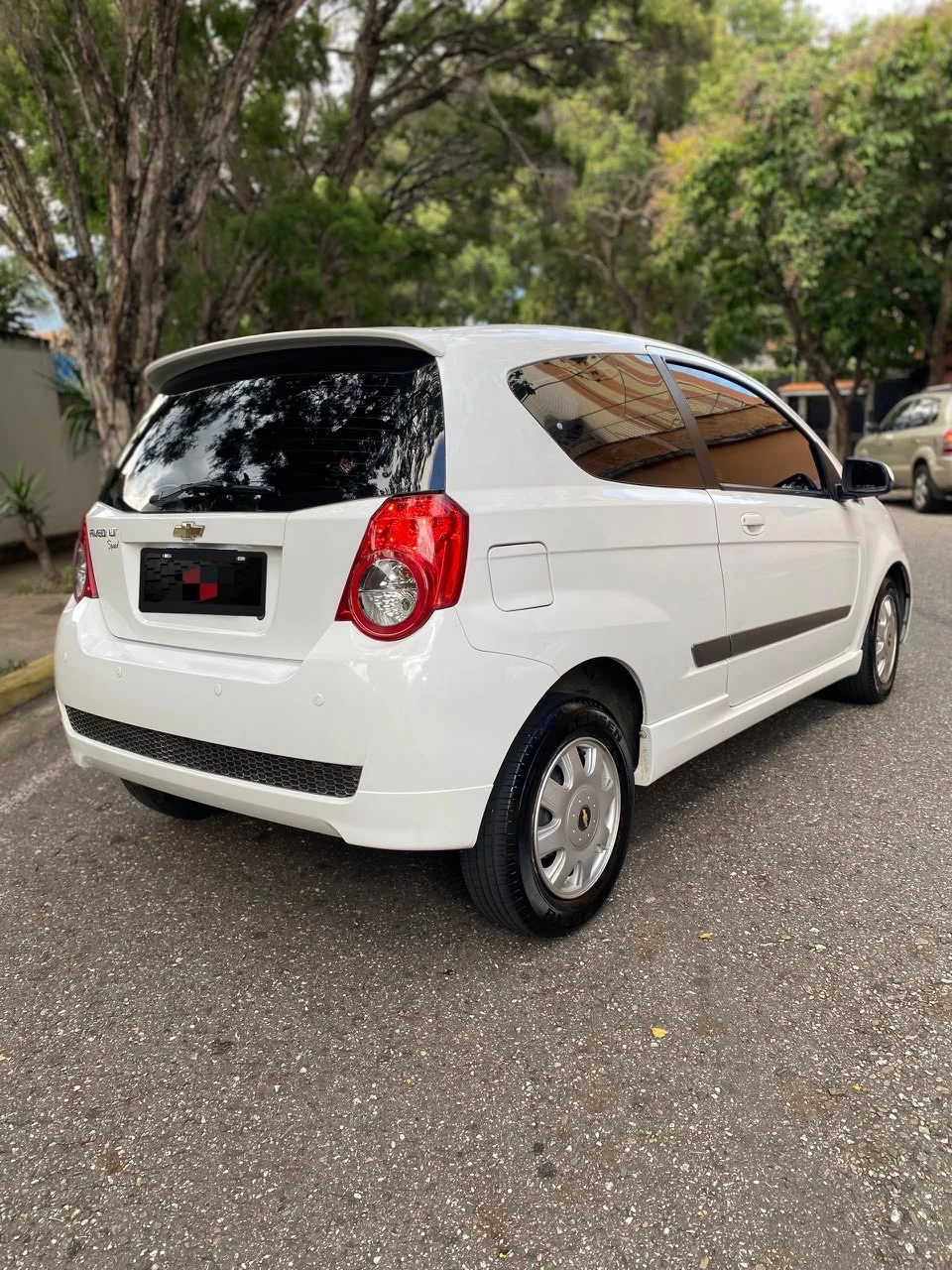 2014 Chevrolet Aveo Speed — foto 3
